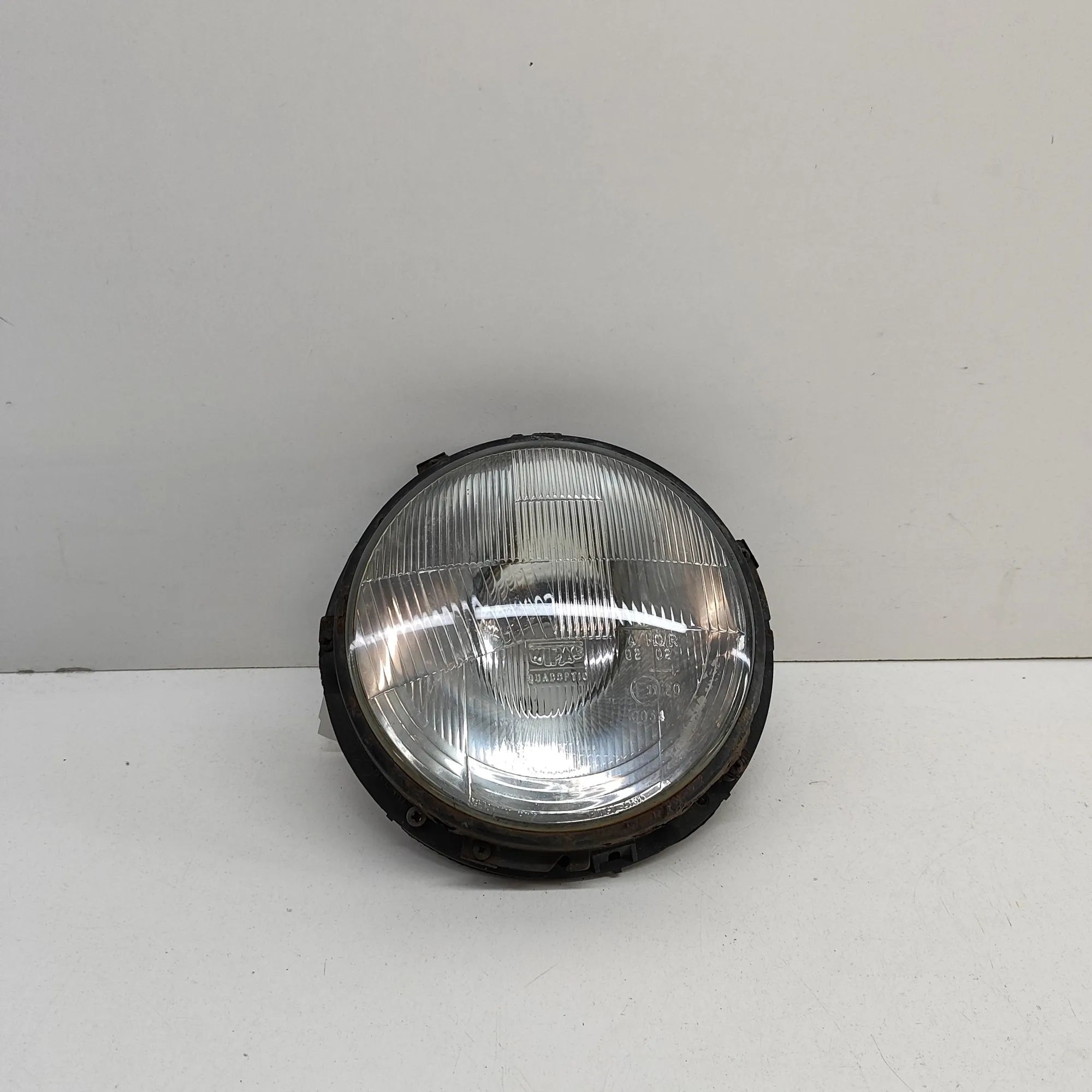 Land Rover Defender Front Right Headlight Front Right Headlight — LAND ROVER DEFENDER (L3...