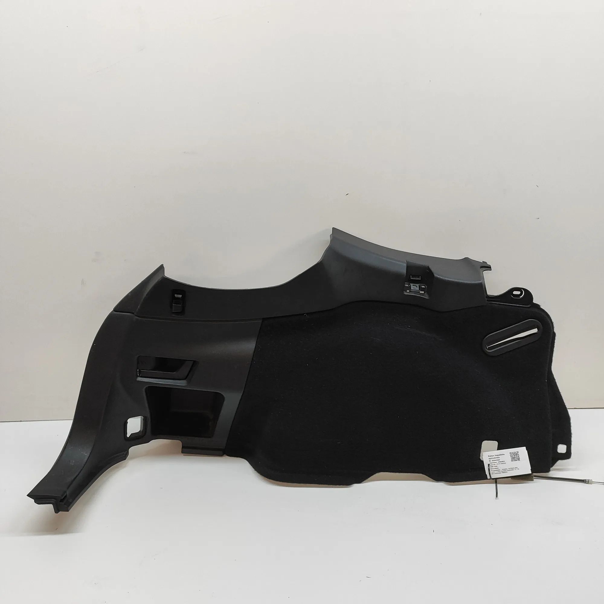 Subaru Outback Left Side Trunk Trim Left Side Trunk Trim — SUBARU OUTBACK (BS) (201...