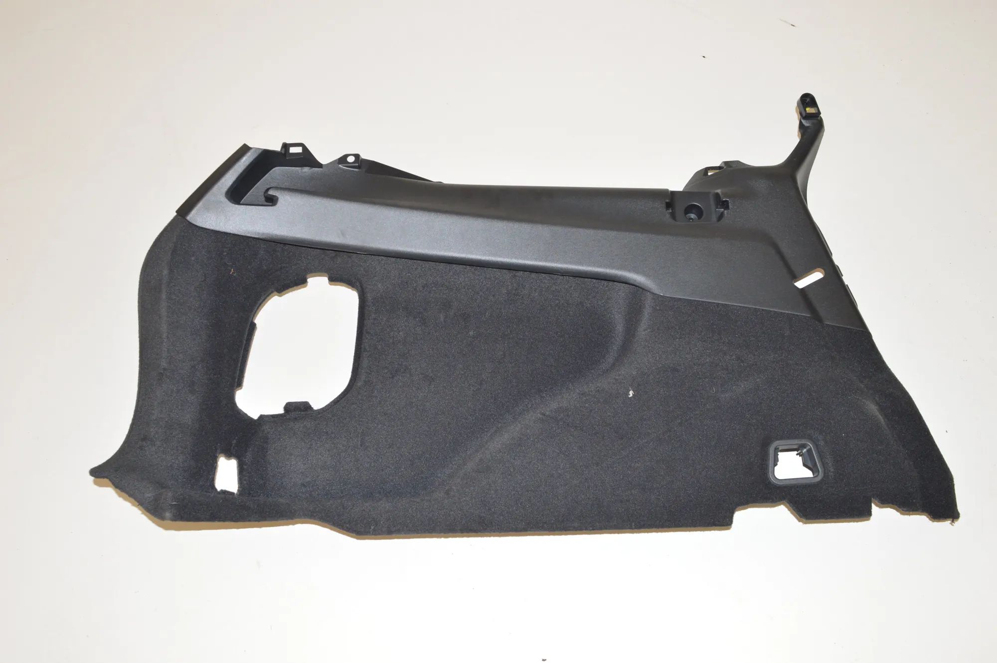 Volvo V60 Left Side Trunk Trim Left Side Trunk Trim — VOLVO V60 (2010-2018) — ...