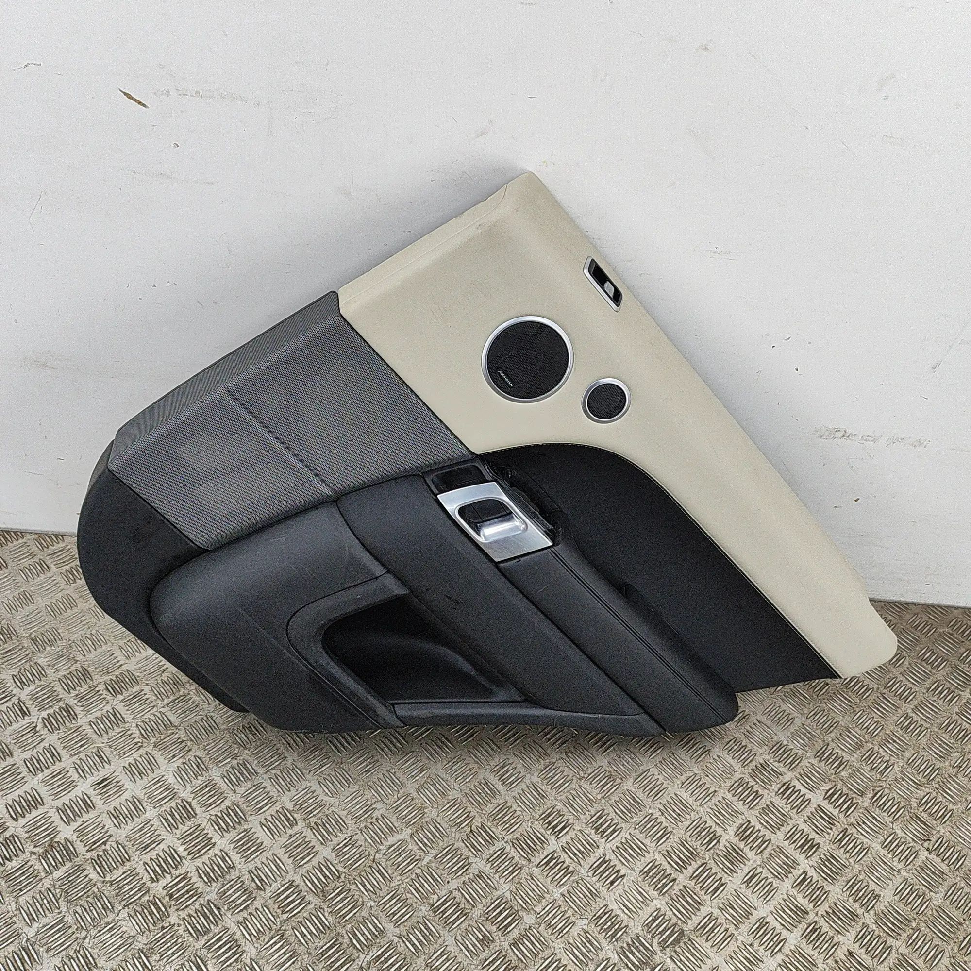Land Rover Range Rover Sport (L494) Rear Right Door Panel Rear Right Door Panel — LAND ROVER RANGE ROVER ...