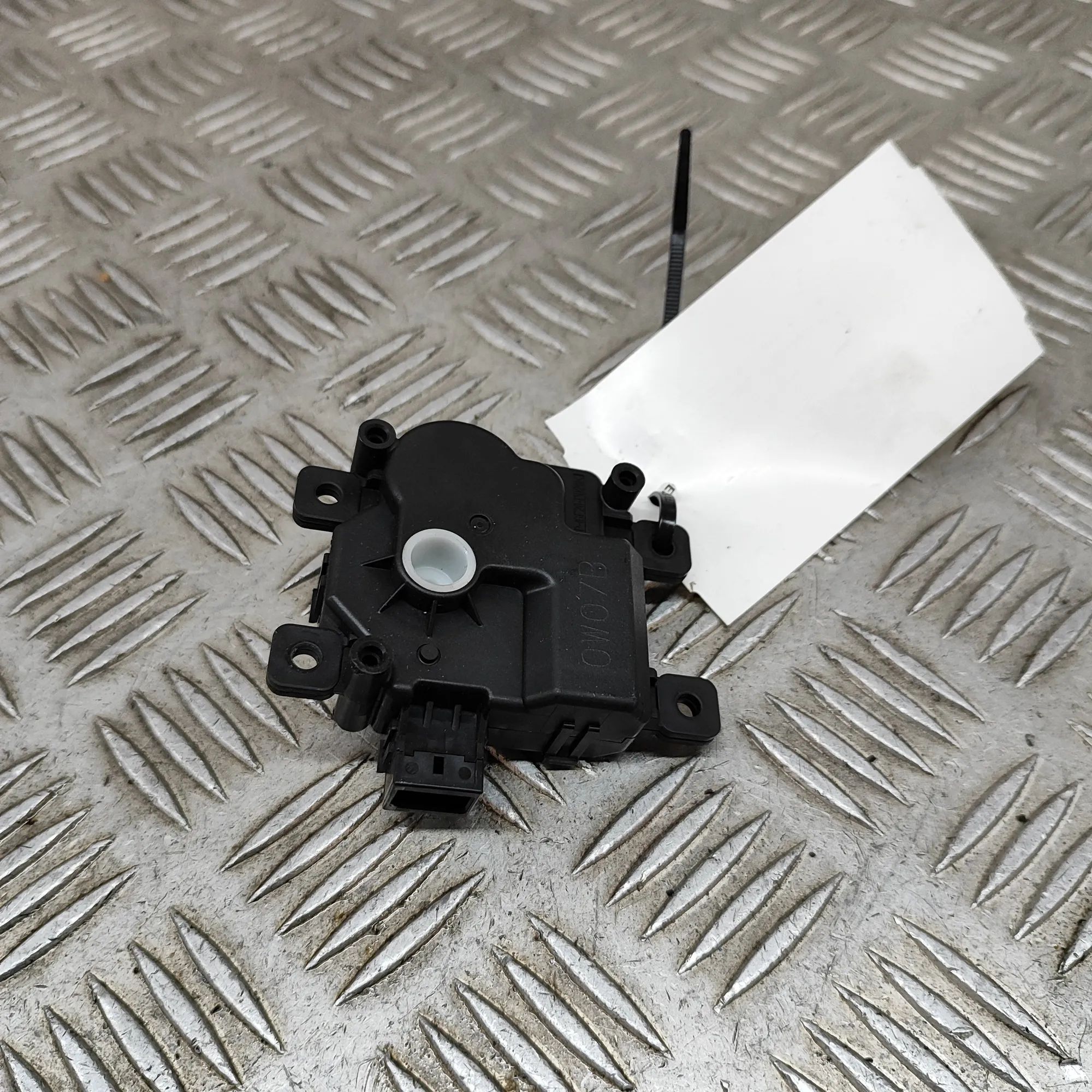 Honda Civic Heater flap actuator Heater flap actuator — HONDA CIVIC (X Hatchback...