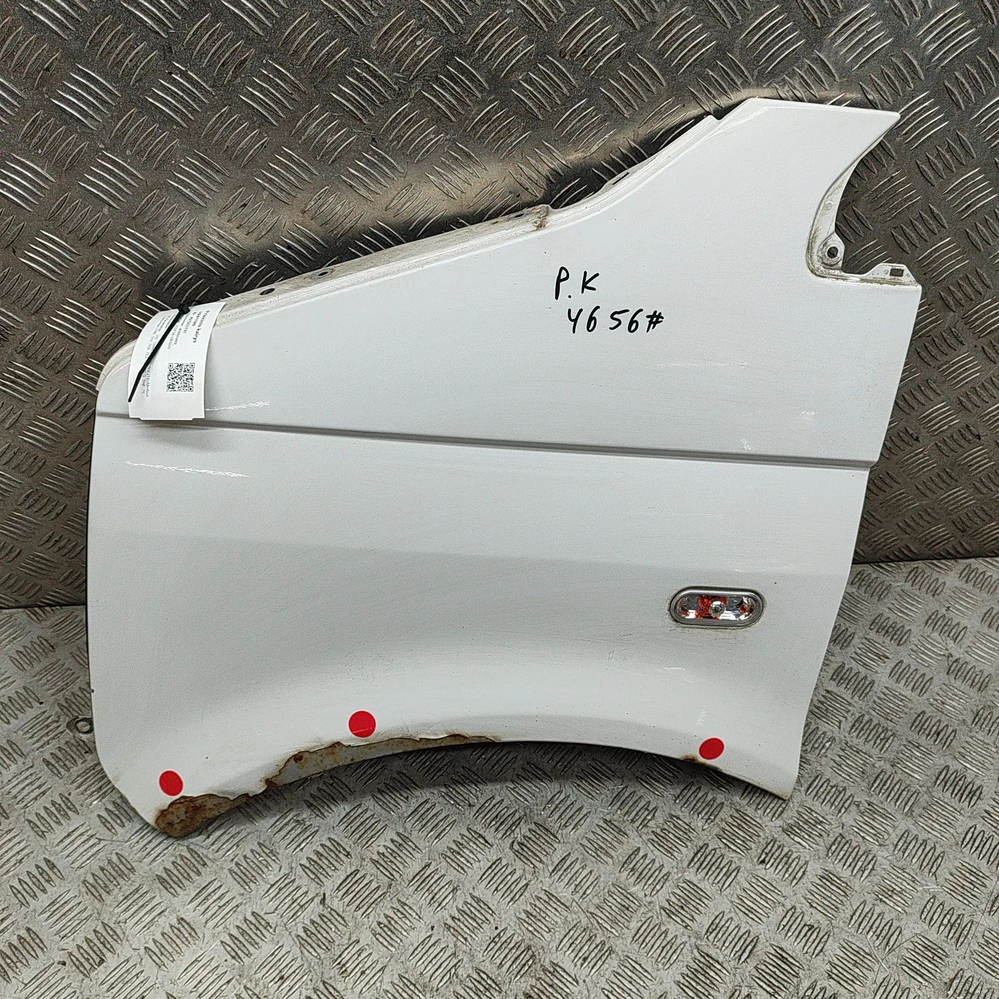 Volkswagen Transporter (T5, Caravelle, Multivan) Front Left Fender Front Left Fender — VW TRANSPORTER (V T5 Minibu...