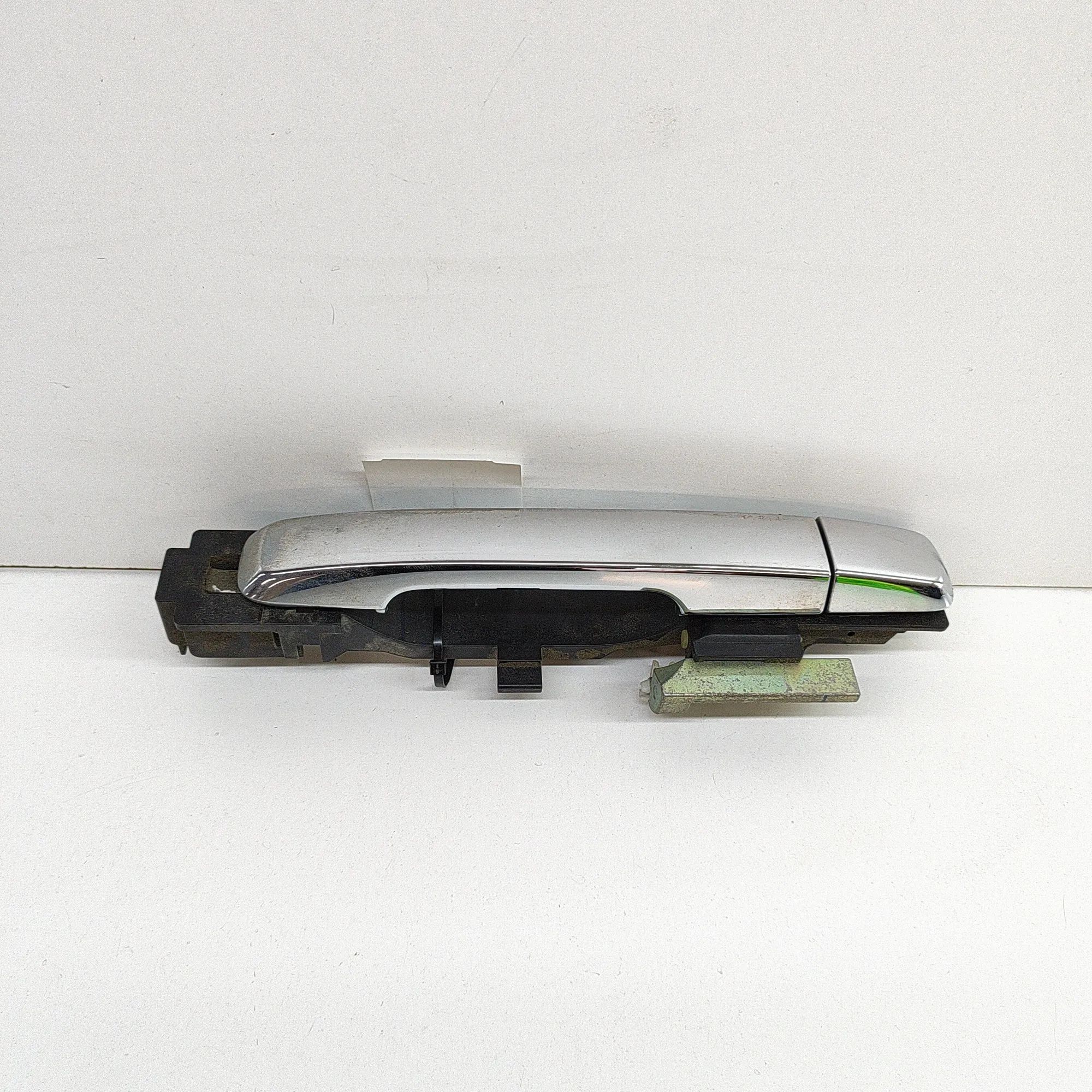Isuzu D-Max Exterior door handle — front right Exterior door handle — front right — ISUZU D-MA...
