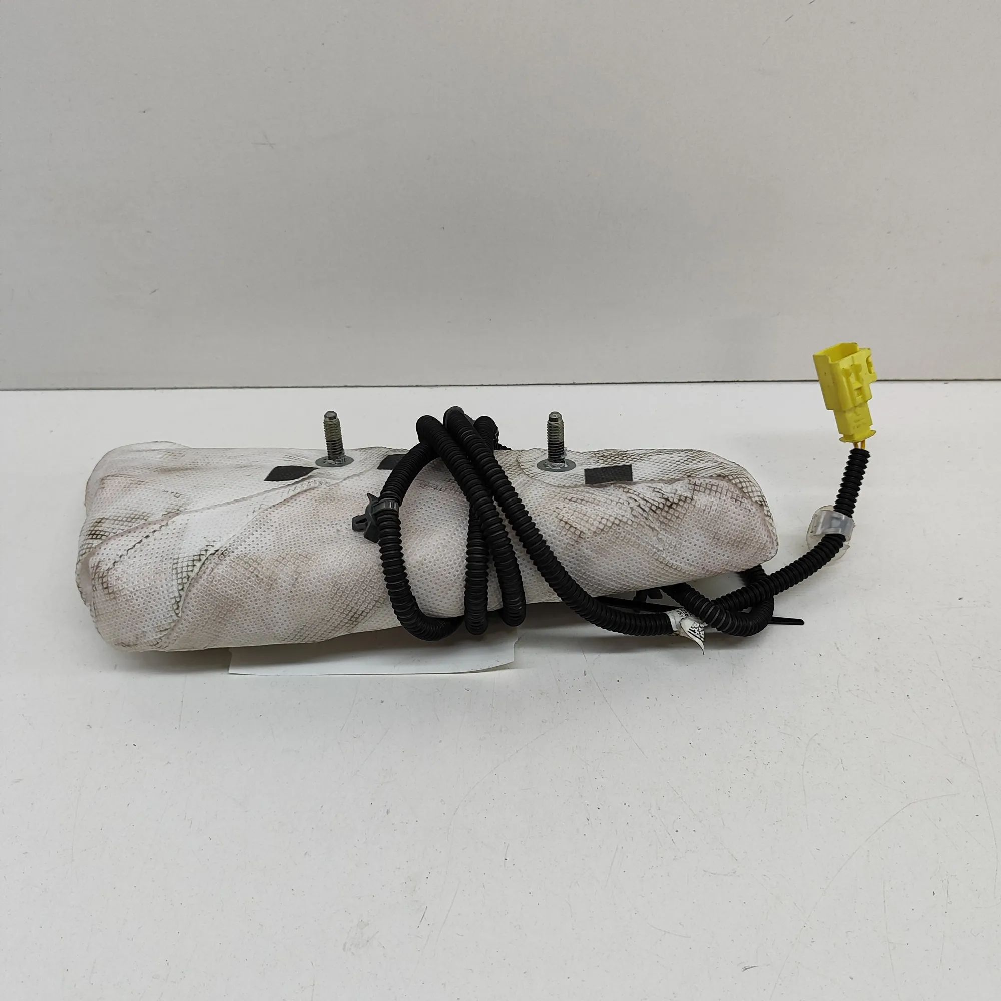Nissan Leaf Seat airbag (SRS) — front right Seat airbag (SRS) — front right — NISSAN LEAF (...
