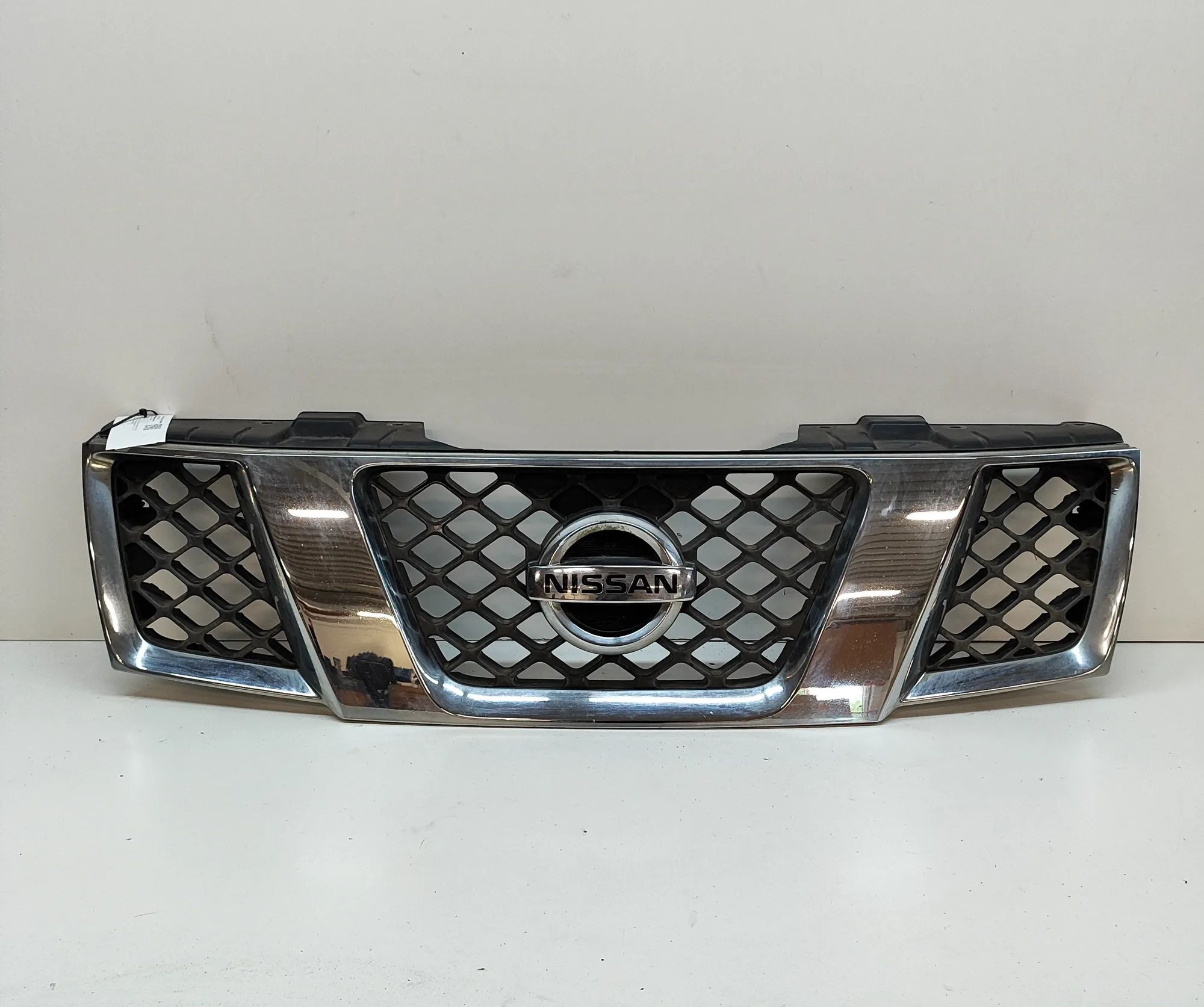 Nissan Pathfinder (R51) Radiator Grille Radiator grille — NISSAN PATHFINDER (III R51) (...