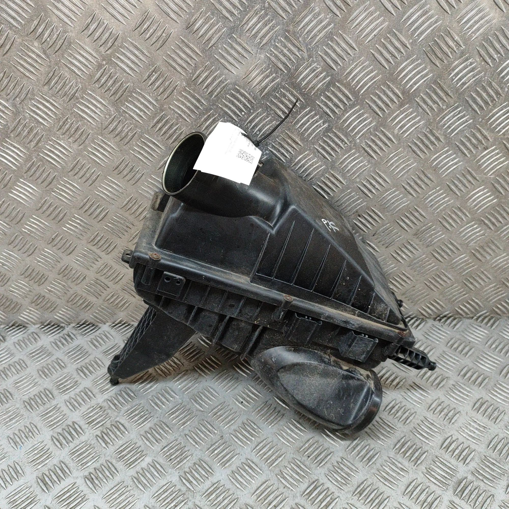 Land Rover Range Rover (L405) Воздухоочиститель  Air Filter Box — LAND ROVER RANGE ROVER (III L3...