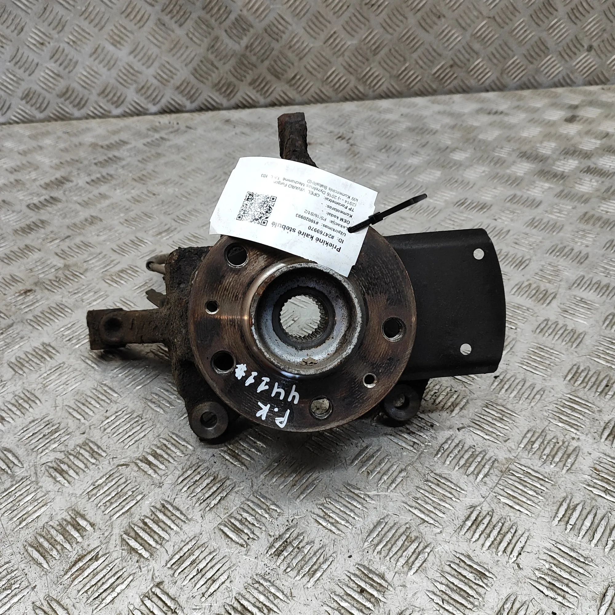 Opel Vivaro (B) Front Left Wheel Hub Front Left Wheel Hub — OPEL VIVARO (Van) (2014-...