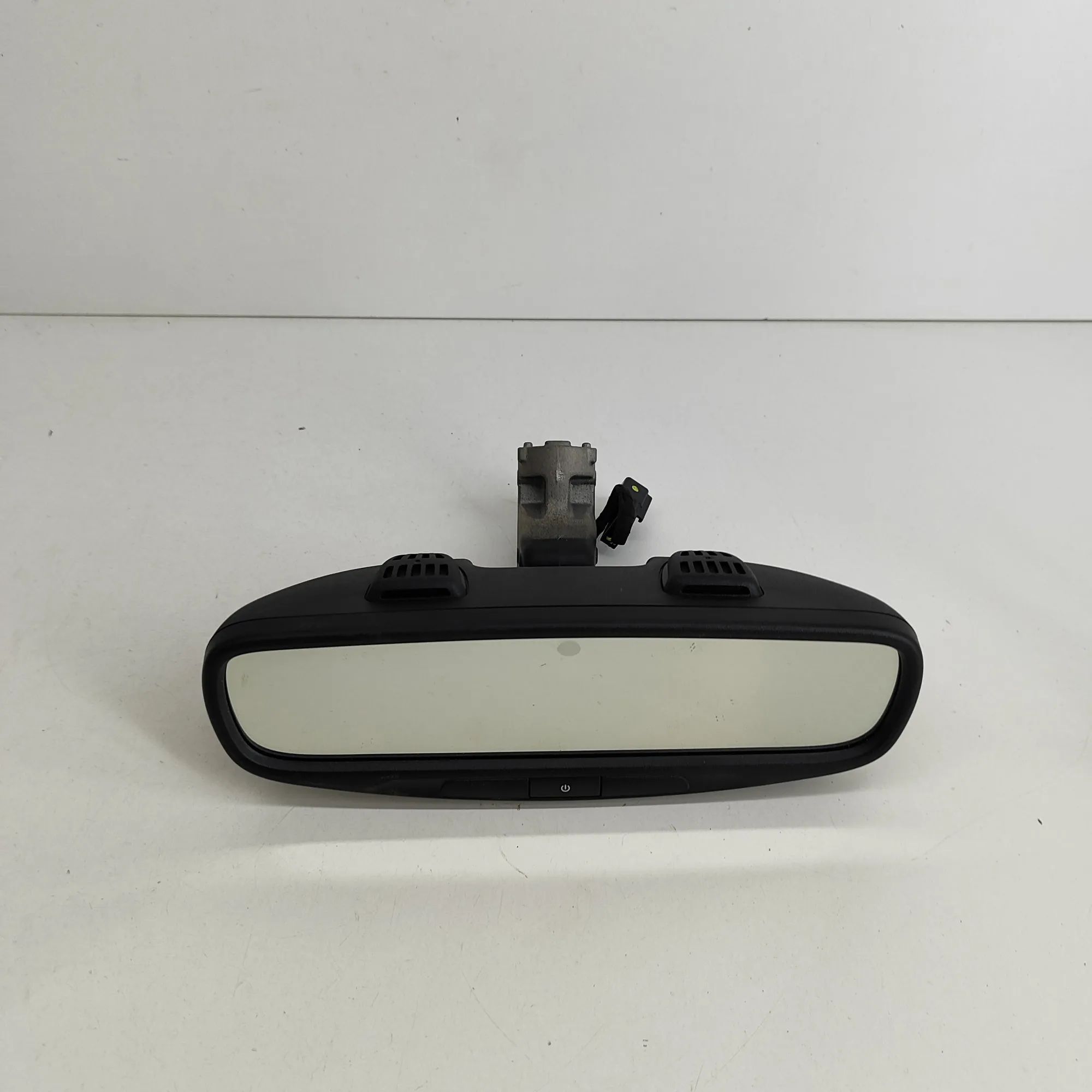Maserati Ghibli Interior Rear View Mirror Interior Rear View Mirror — MASERATI GHIBLI (M1...