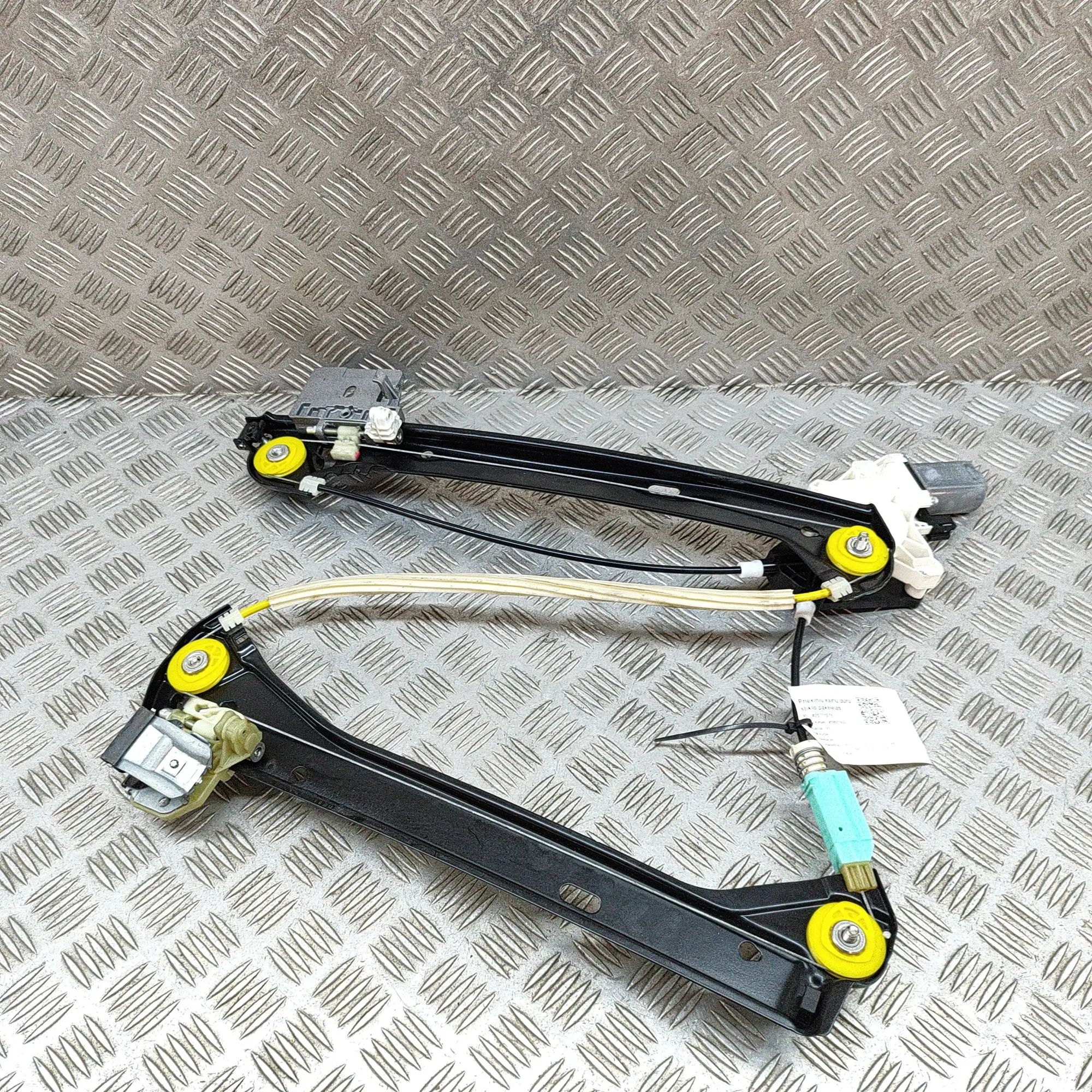 Mercedes-Benz CLA (C118) Front Left Door Window Regulator