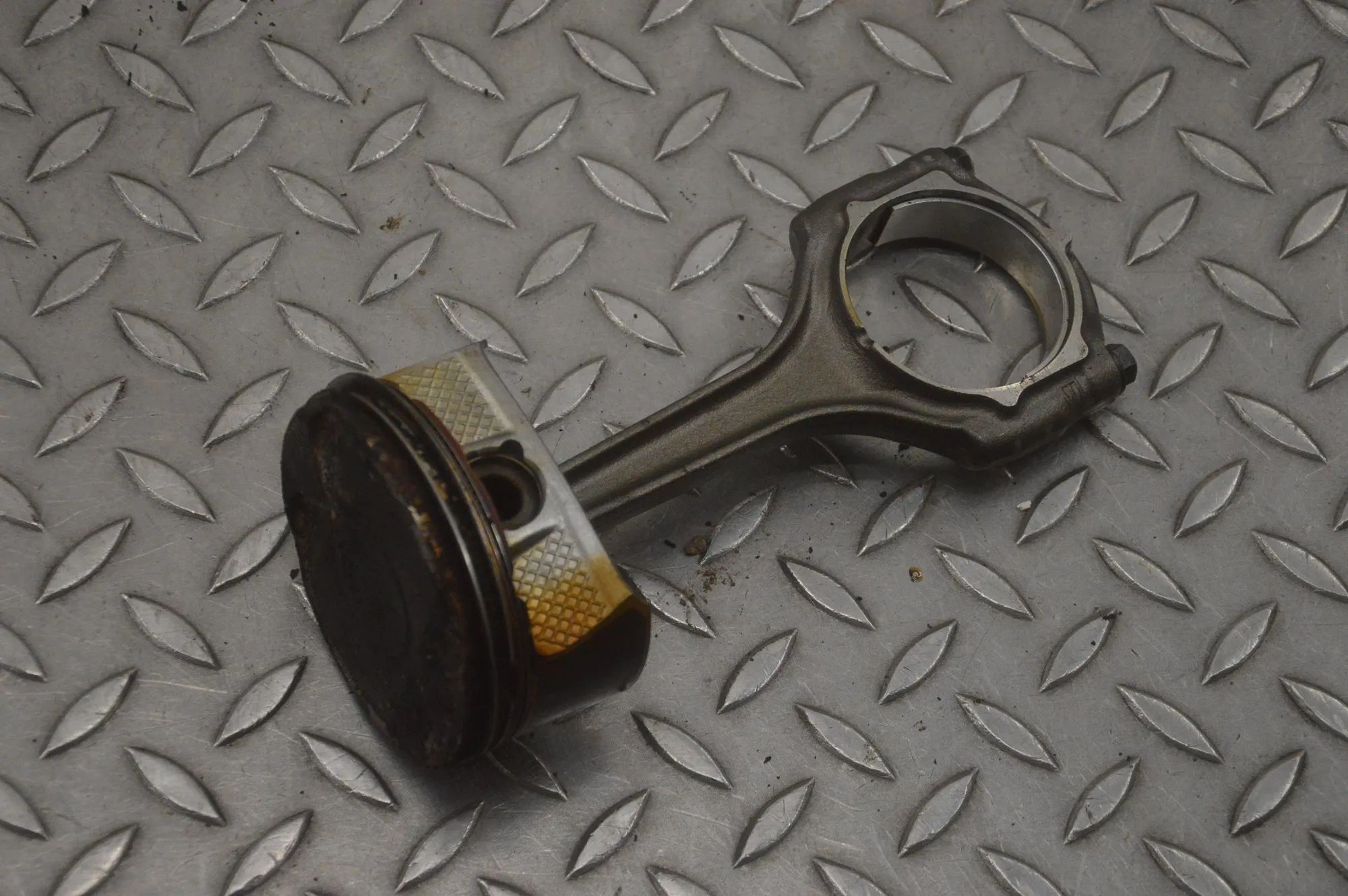 Jeep Wrangler (JK) Piston Piston — JEEP WRANGLER (III JK) (2007-...)

Gen...
