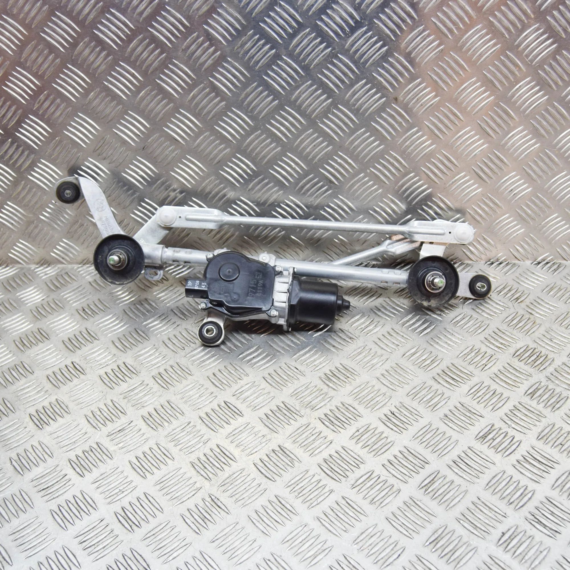 Nissan Leaf Front Windshield Wiper Mechanism Front Windshield Wiper Mechanism — NISSAN LEAF ...