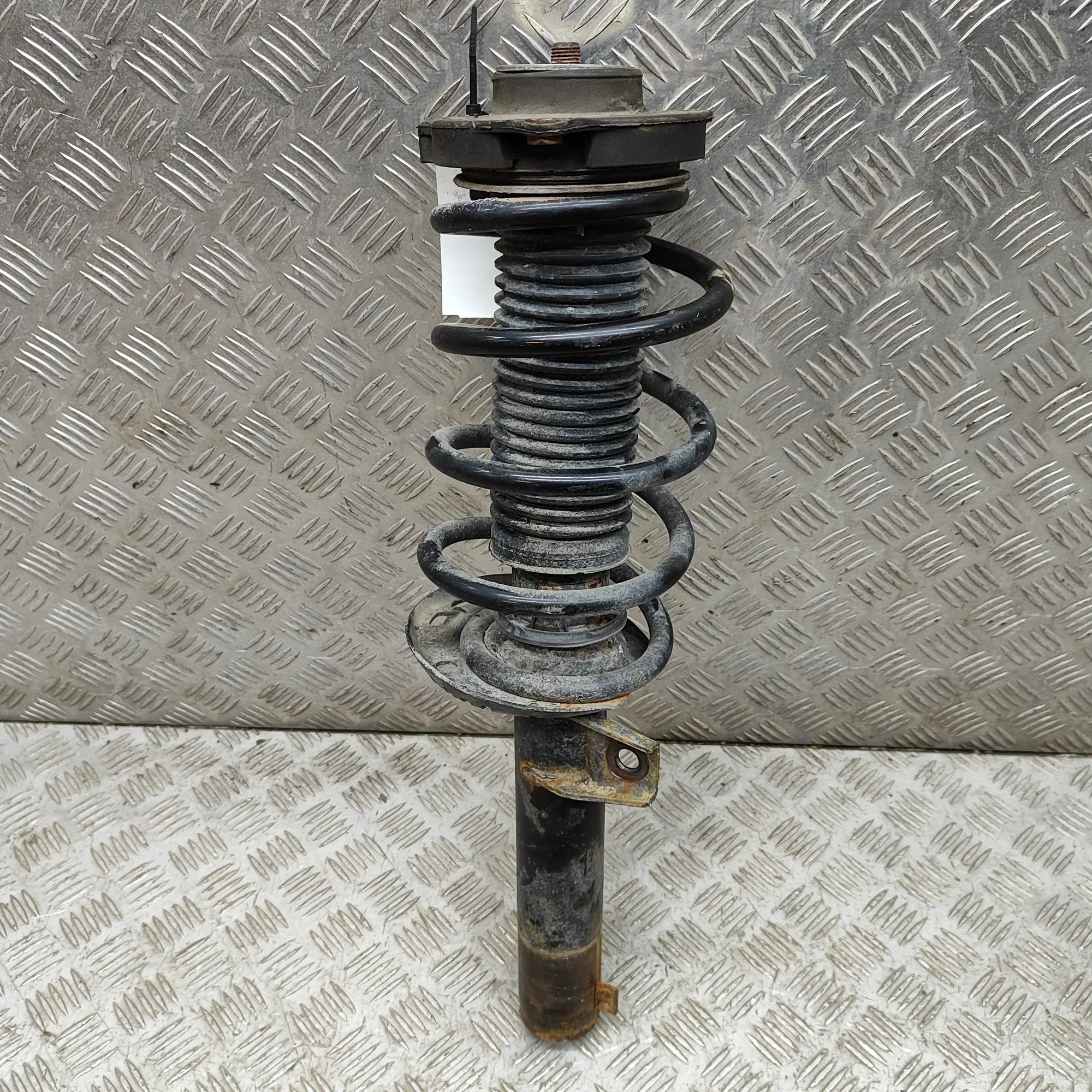 Volkswagen Caddy (2K) Shock absorber — front right Shock absorber — front right — VW CADDY (IV Van...