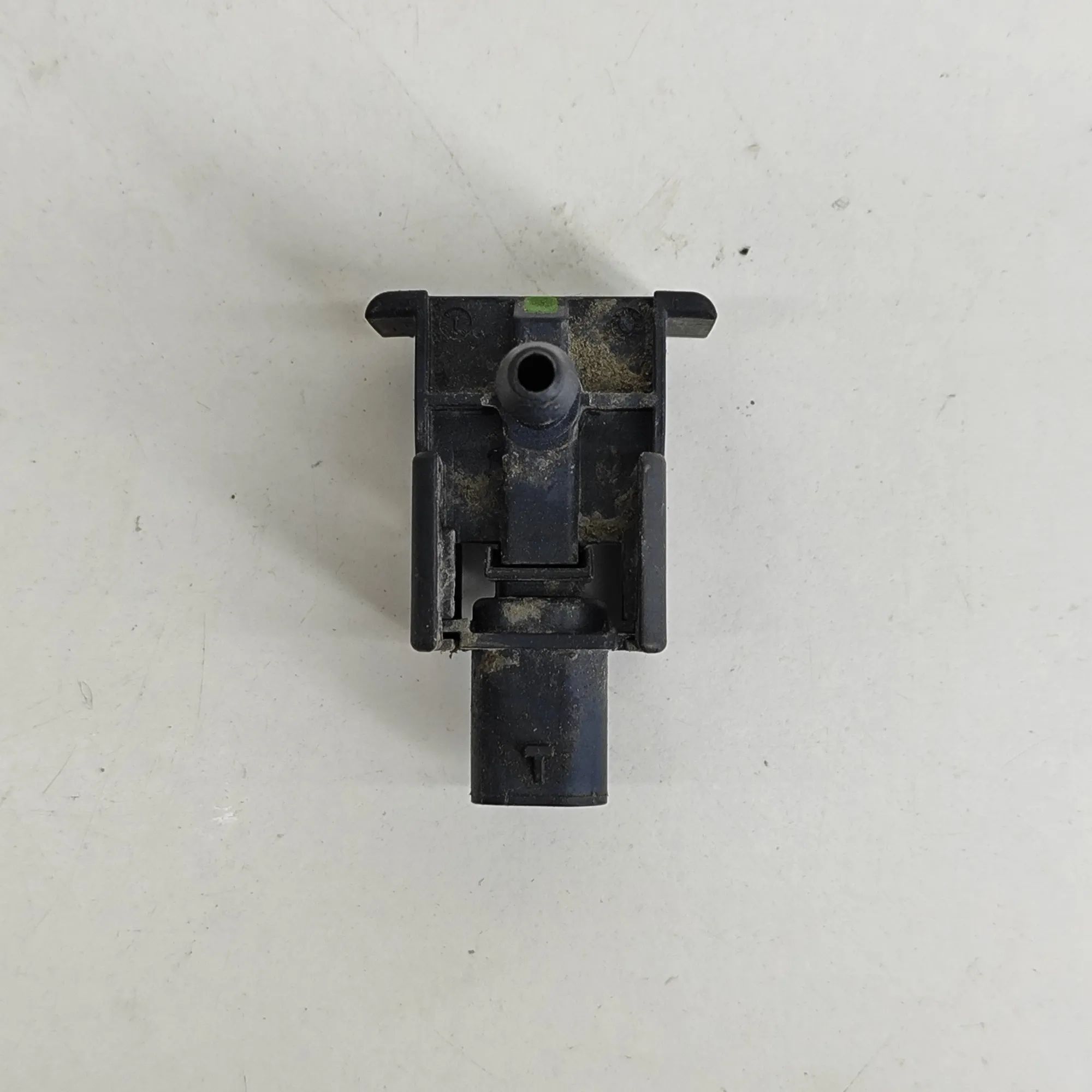 Mercedes-Benz GLB / EQB (X247) Impact sensor — front right Impact sensor — front right — MERCEDES BENZ EQB...