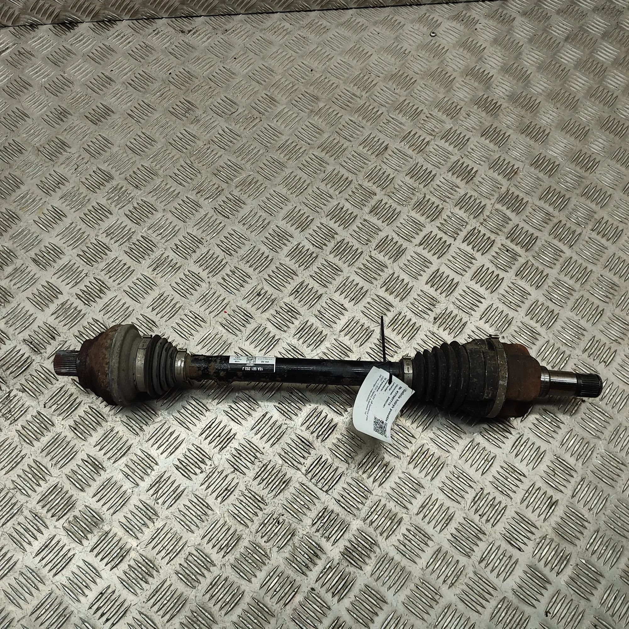 Audi Q4 e-tron Rear Left Driveshaft Rear Left Driveshaft — AUDI Q4 (Sportback F4N) ...