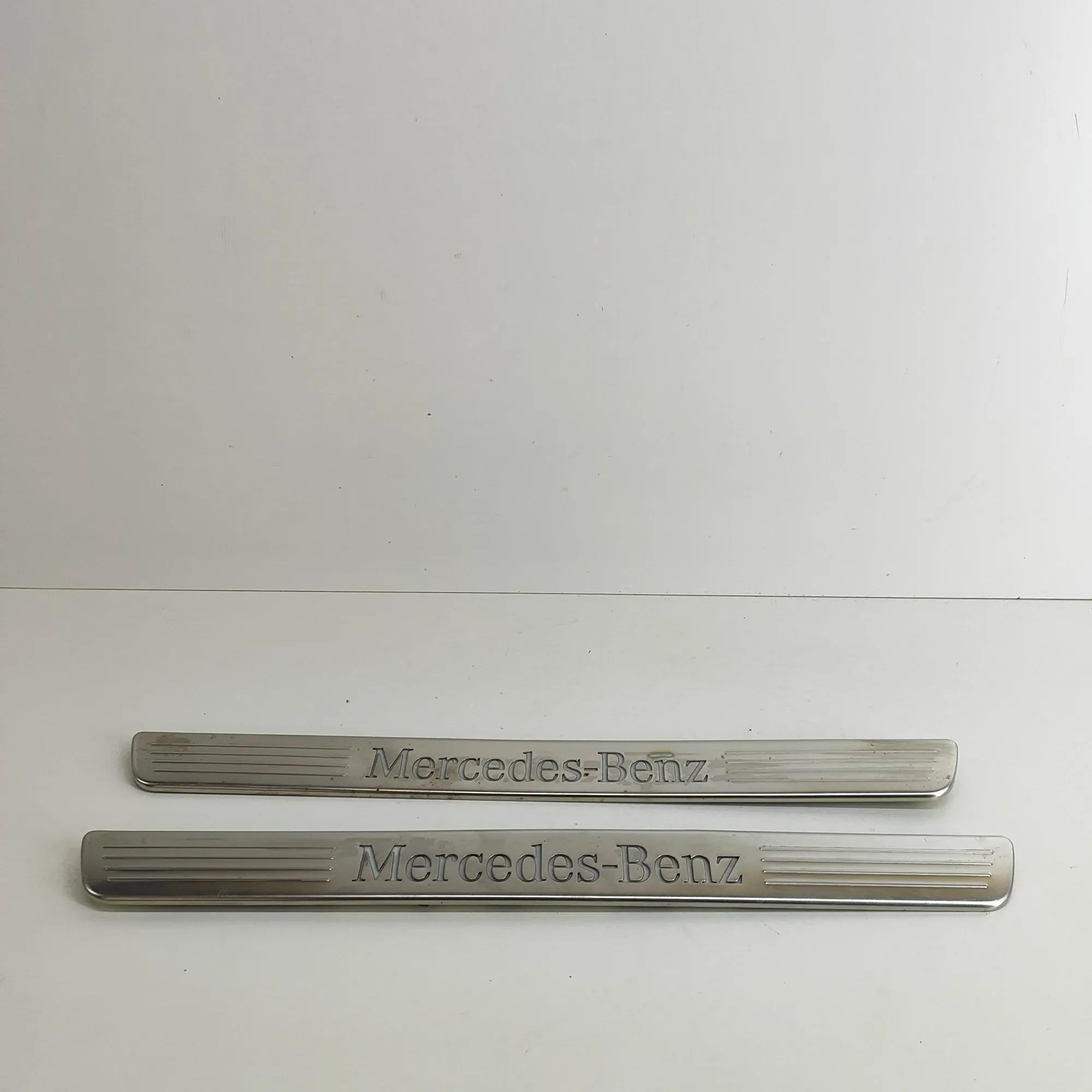 Mercedes-Benz CLA (C117) Door Sill Trim Kit Door Sill Trim Kit — MERCEDES BENZ CLA (Shootin...