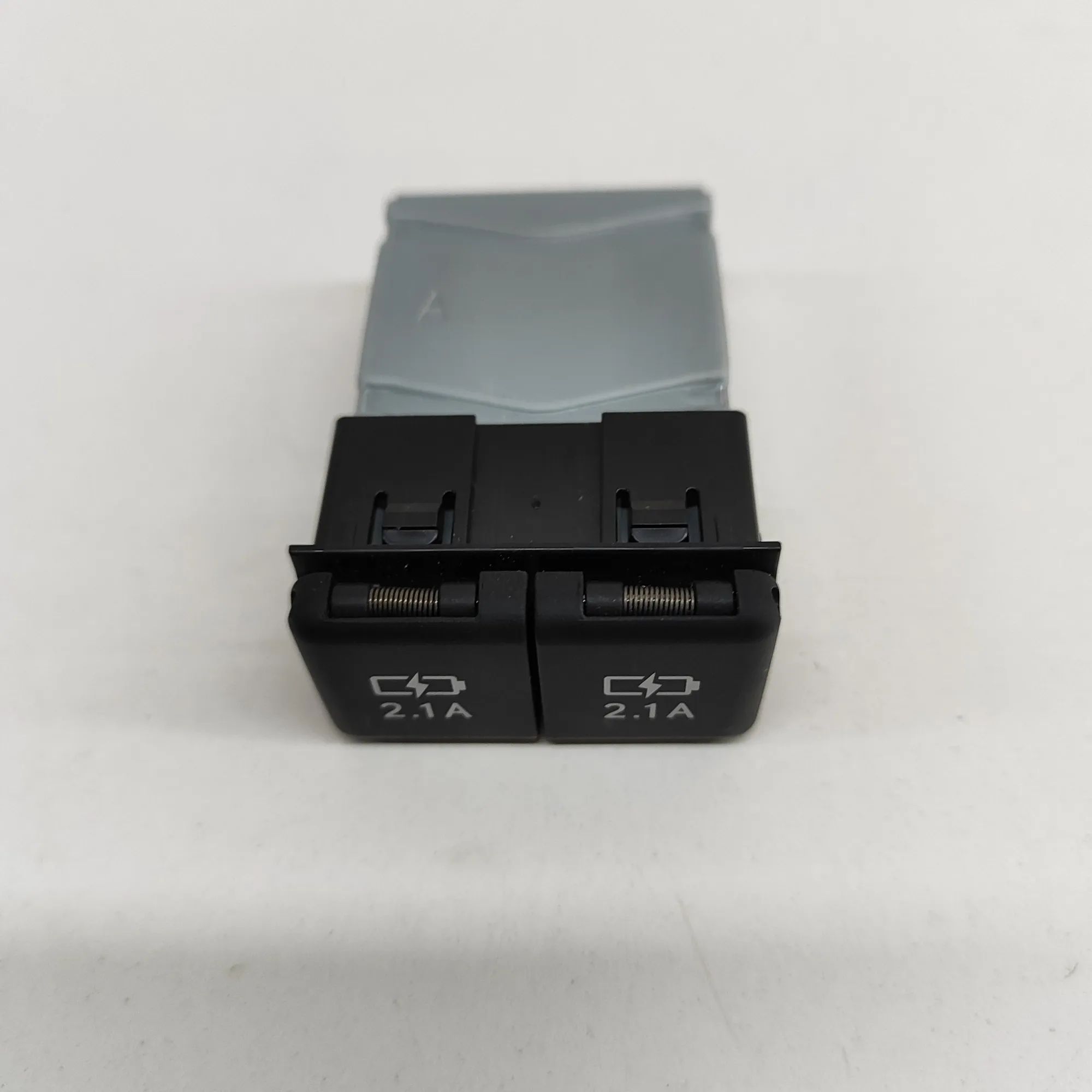 Lexus UX USB USB — LEXUS UX (_AA1_, _AH1_, _MA1_) (2018-...)...