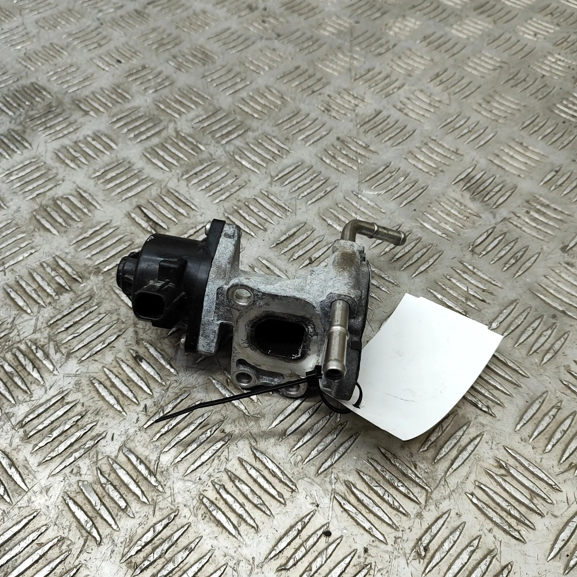 Lexus ES EGR Valve EGR valve — LEXUS ES (_Z10_, _A10_, _H10_) (201...