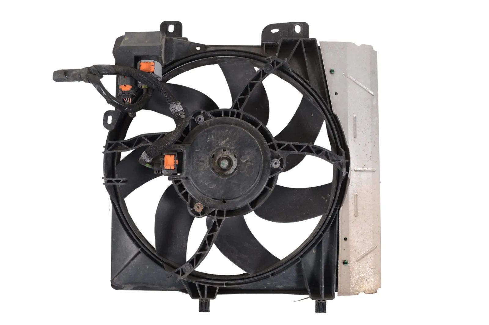 Peugeot 208 Engine Cooling Fan Shroud Engine Cooling Fan Shroud — PEUGEOT 208 (2012-2...
