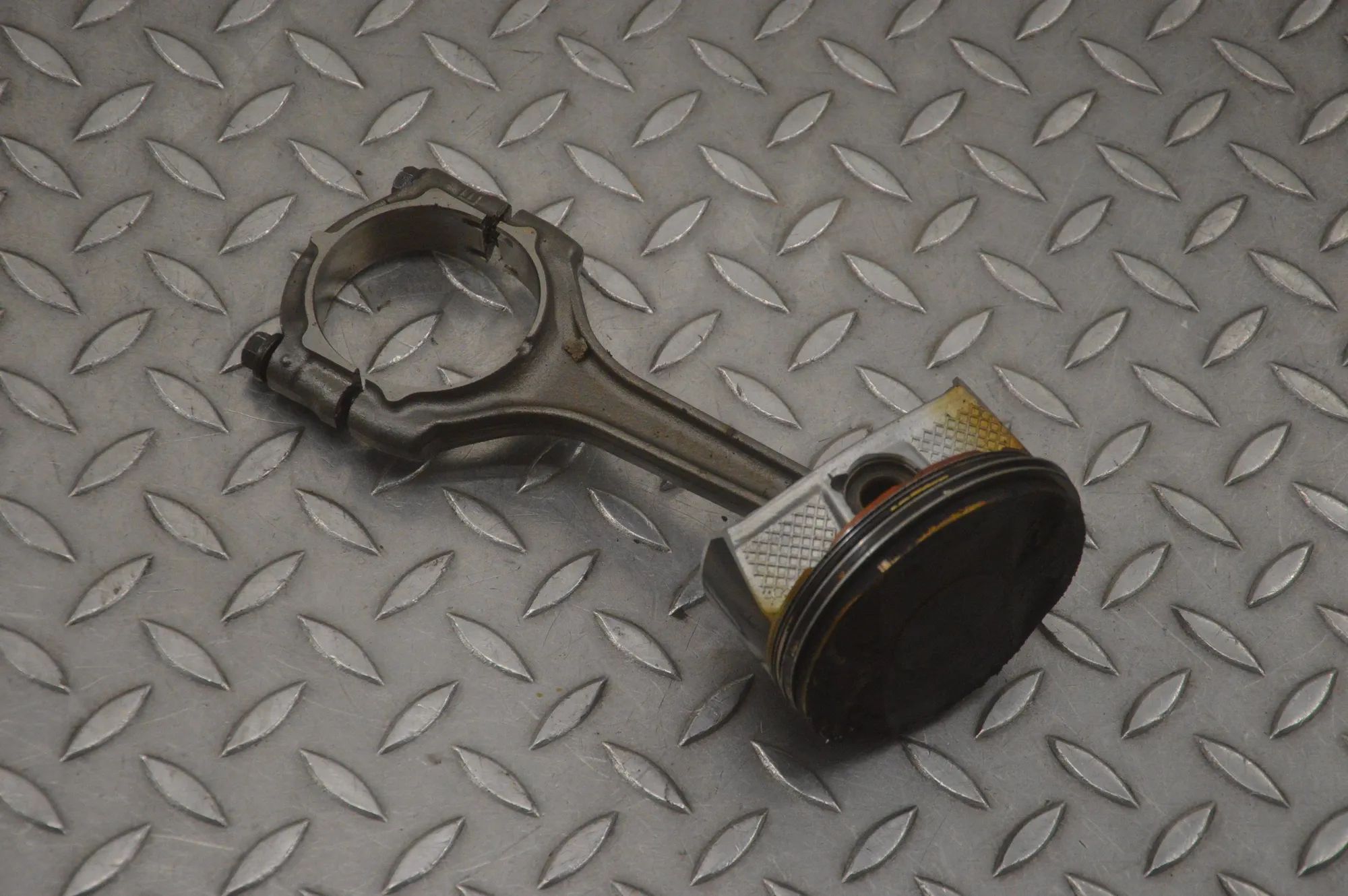 Jeep Wrangler (JK) Piston Piston — JEEP WRANGLER (III JK) (2007-...)

Gen...