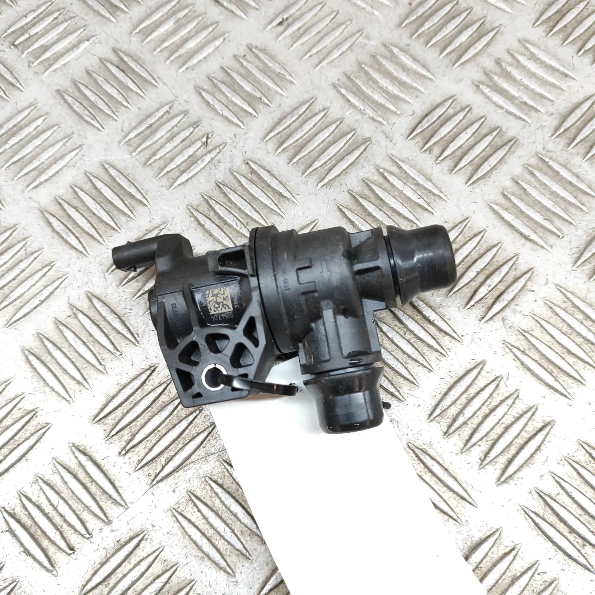 BMW i4 (G26) Soojenduse klapp Coolant valve — BMW I4 (G26) (2022-...) — 98964...
