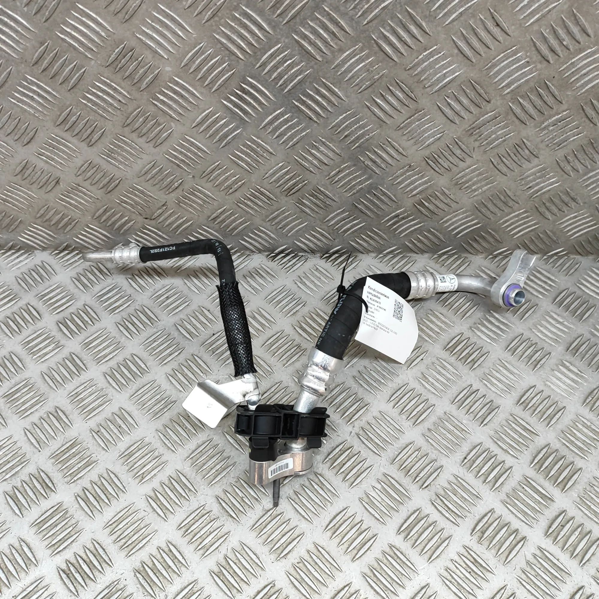 Mercedes-Benz EQE (V295 / X294) A/C Air Con Hose Pipe A/C Air Con Hose Pipe — MERCEDES BENZ EQE (V295...