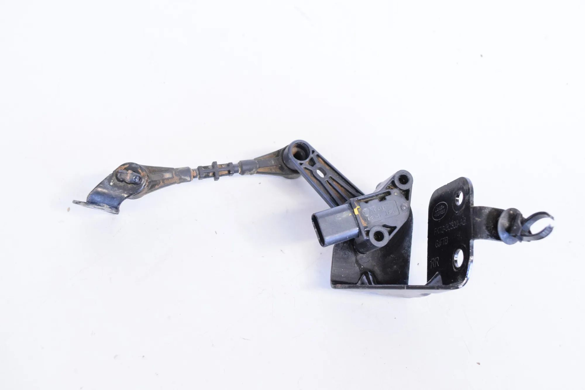 Jaguar E-Pace Ride height sensor — rear right Ride height sensor — rear right — JAGUAR E-PACE...