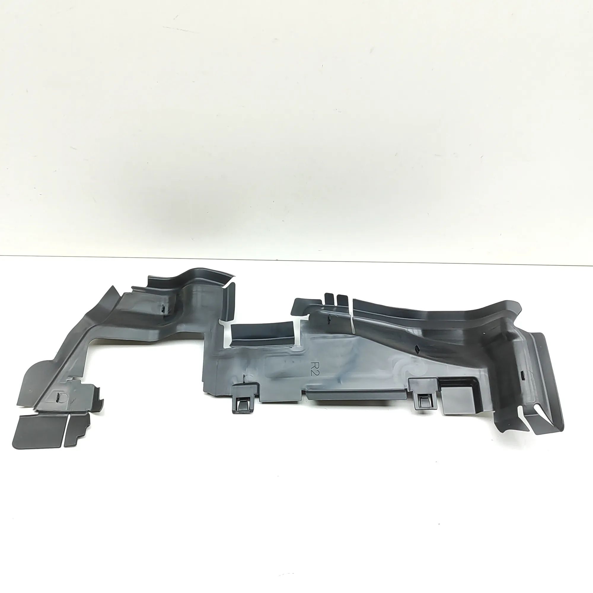 Audi Q5 (8R) Radiator Air Guide Duct Radiator Air Guide Duct — AUDI Q5 (FY) (2016-.....