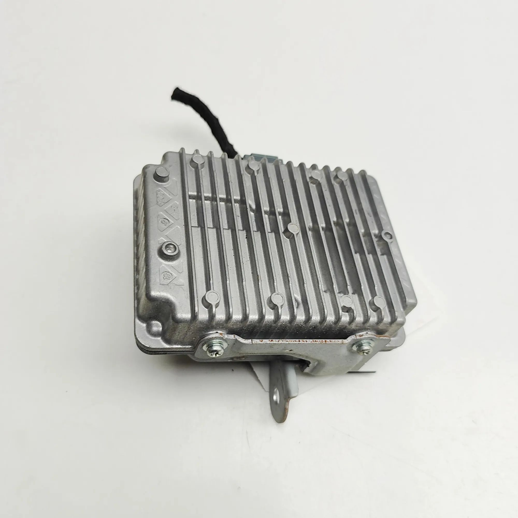 Jeep Compass Power Distribution Unit Power distribution unit — JEEP COMPASS (MP) (20...