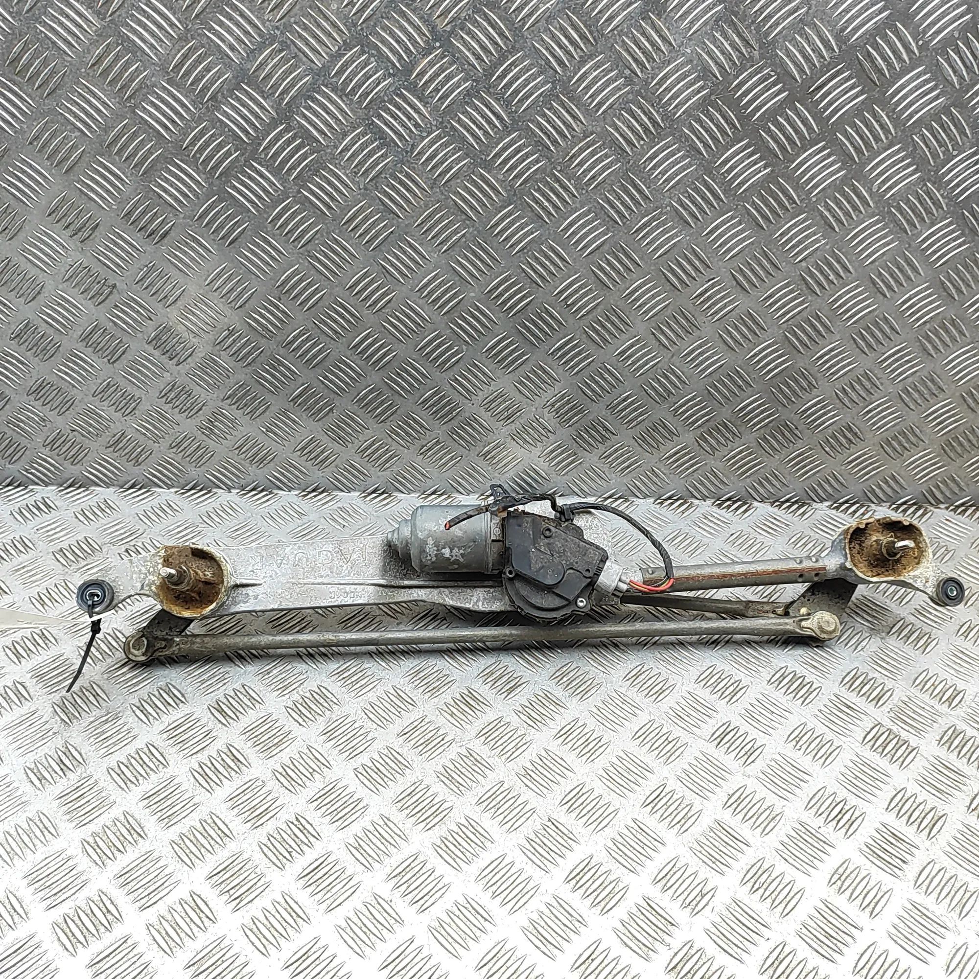 Jaguar XK Front Windshield Wiper Mechanism Front Windshield Wiper Mechanism — JAGUAR XK (C...