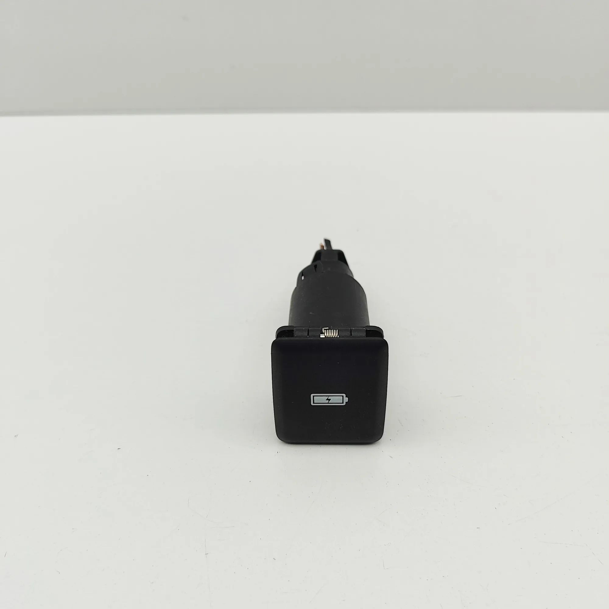 Land Rover Discovery USB USB — LAND ROVER DISCOVERY (V L462) (2016-...) ...