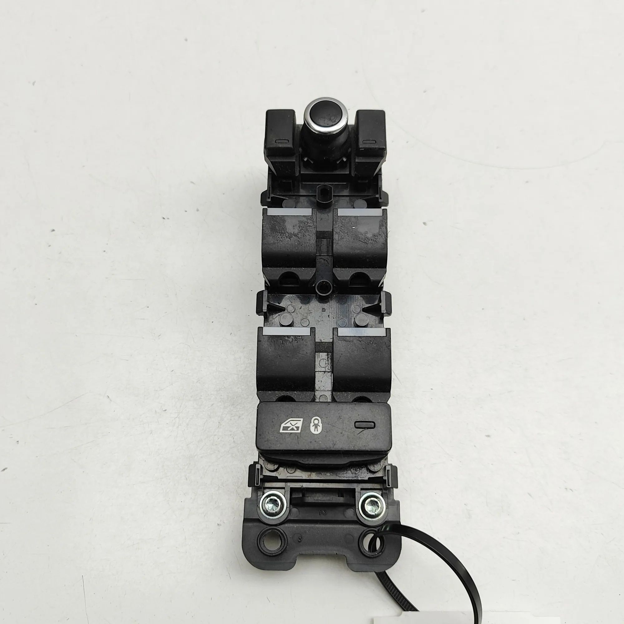 Land Rover Range Rover Sport (L494) Door window switch — front right Door window switch — front right — LAND ROVER R...