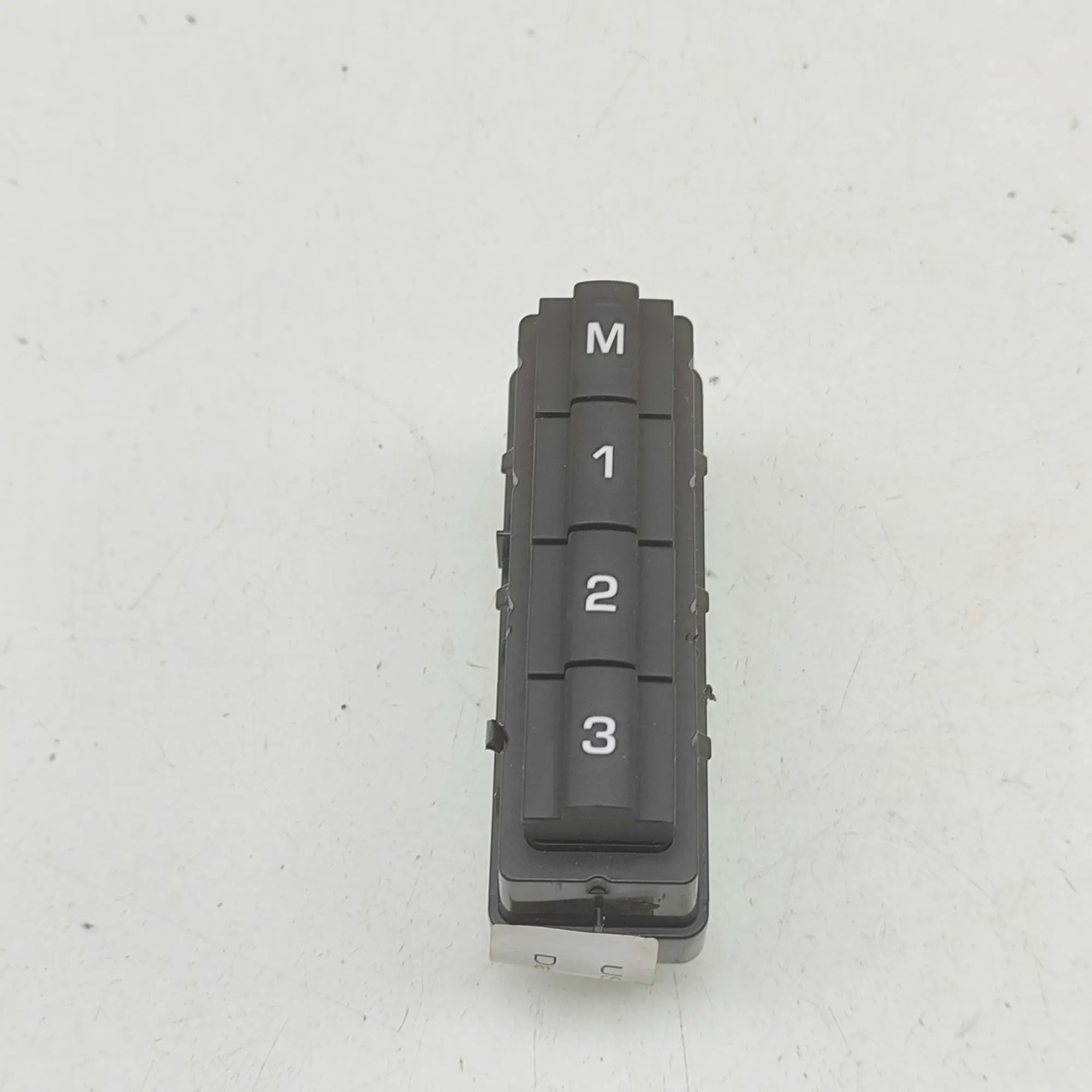 Land Rover Range Rover Evoque Left Seat Control Switches Left Seat Control Switches — LAND ROVER RANGE R...