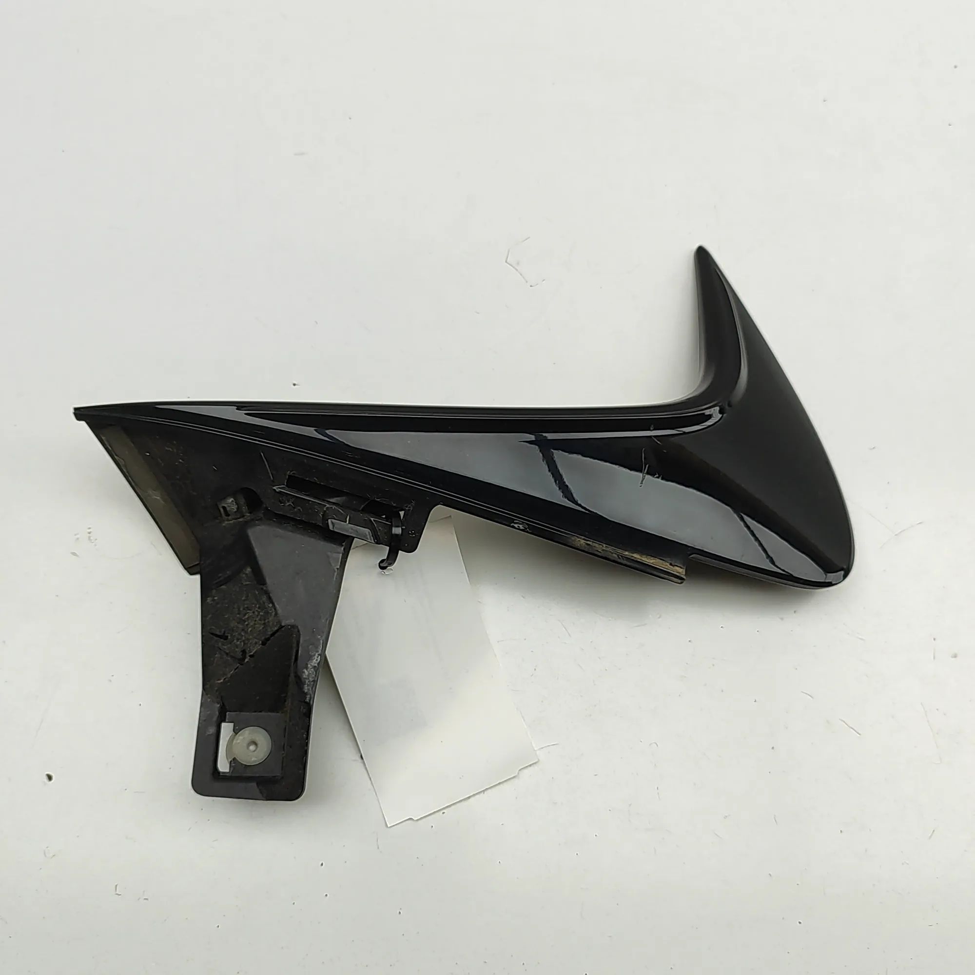 Infiniti Q30 Tailgate Bootlid Trim Tailgate Bootlid Trim — INFINITI Q30 (2015-...)...