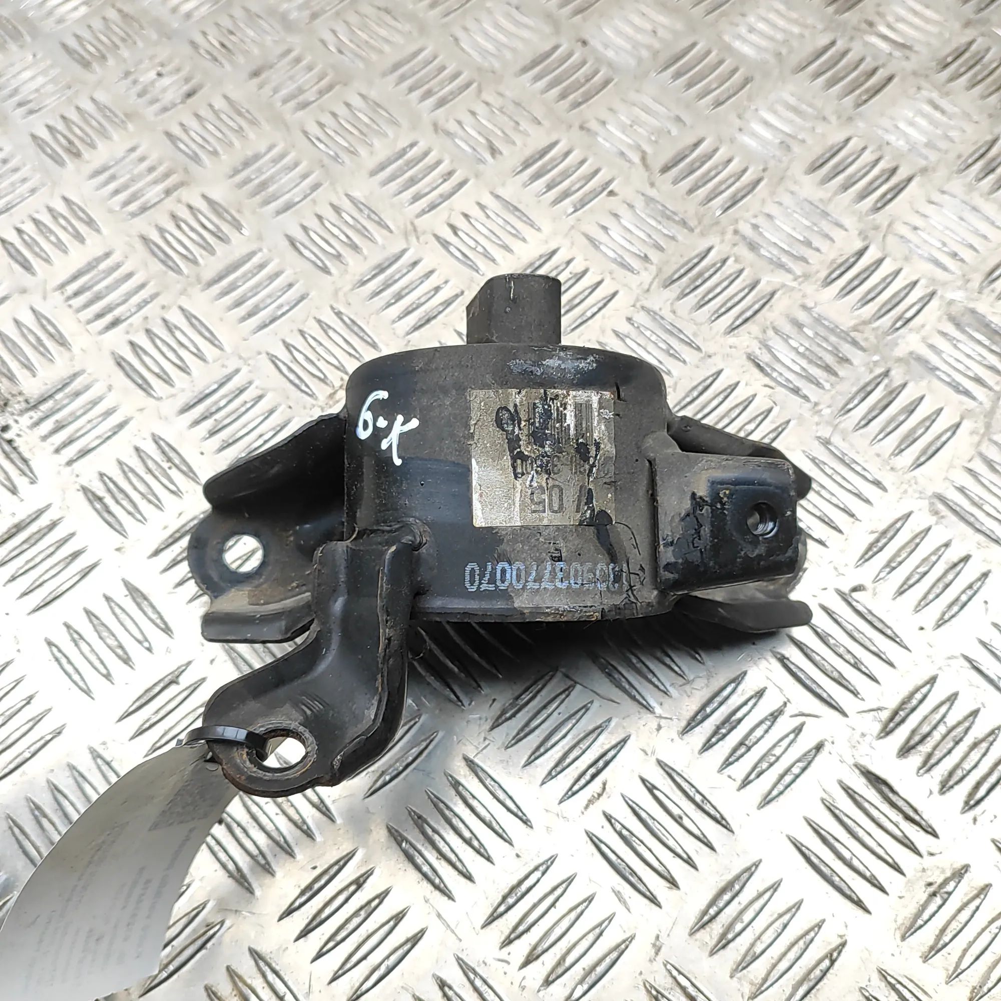 Hyundai i40 Gearbox mount Gearbox mount — HYUNDAI I40 (VF) (2012-...) — 2...