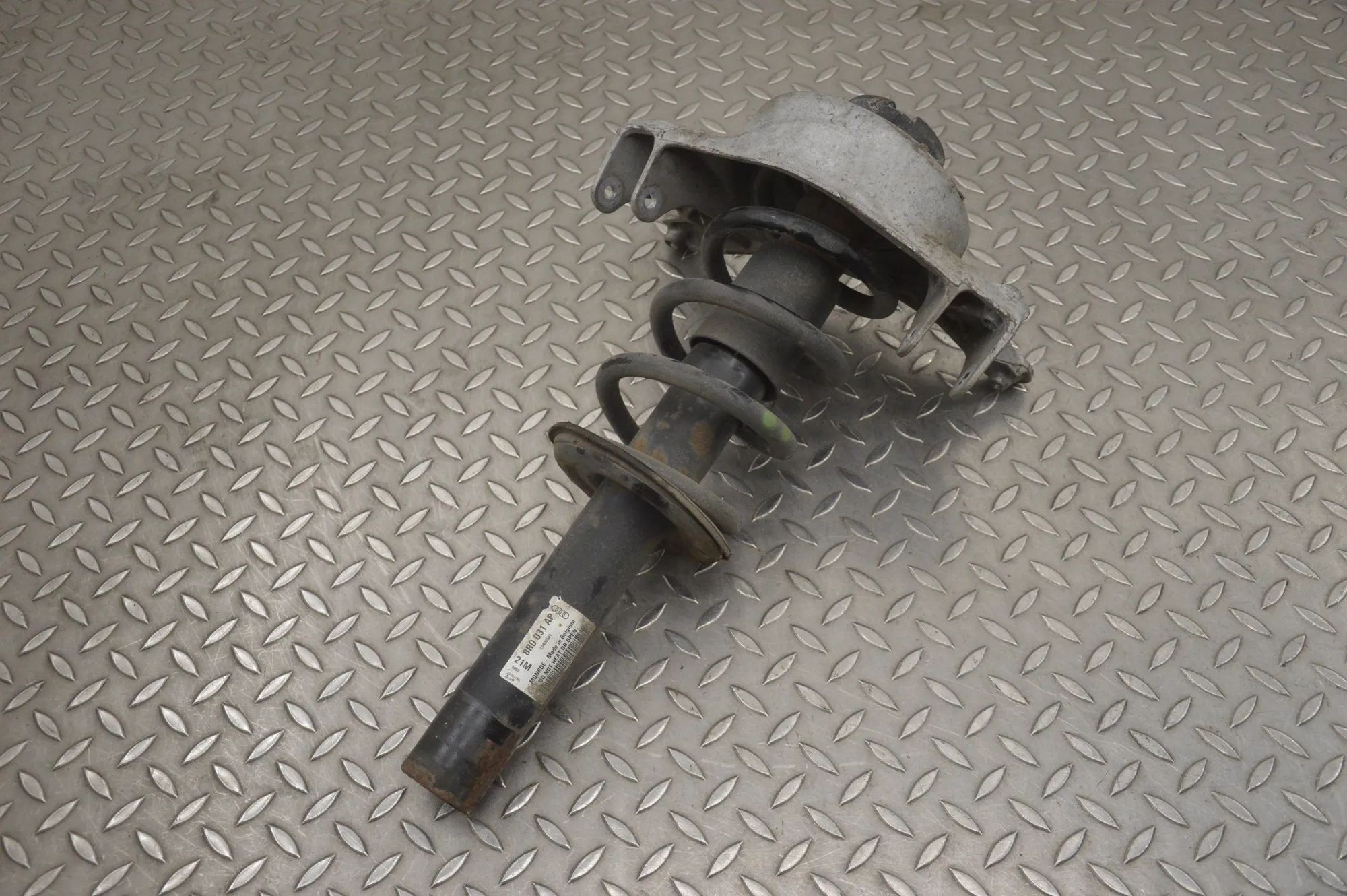 Audi Q5 (8R) Shock absorber — front right Shock absorber — front right — AUDI Q5 (8R) (20...