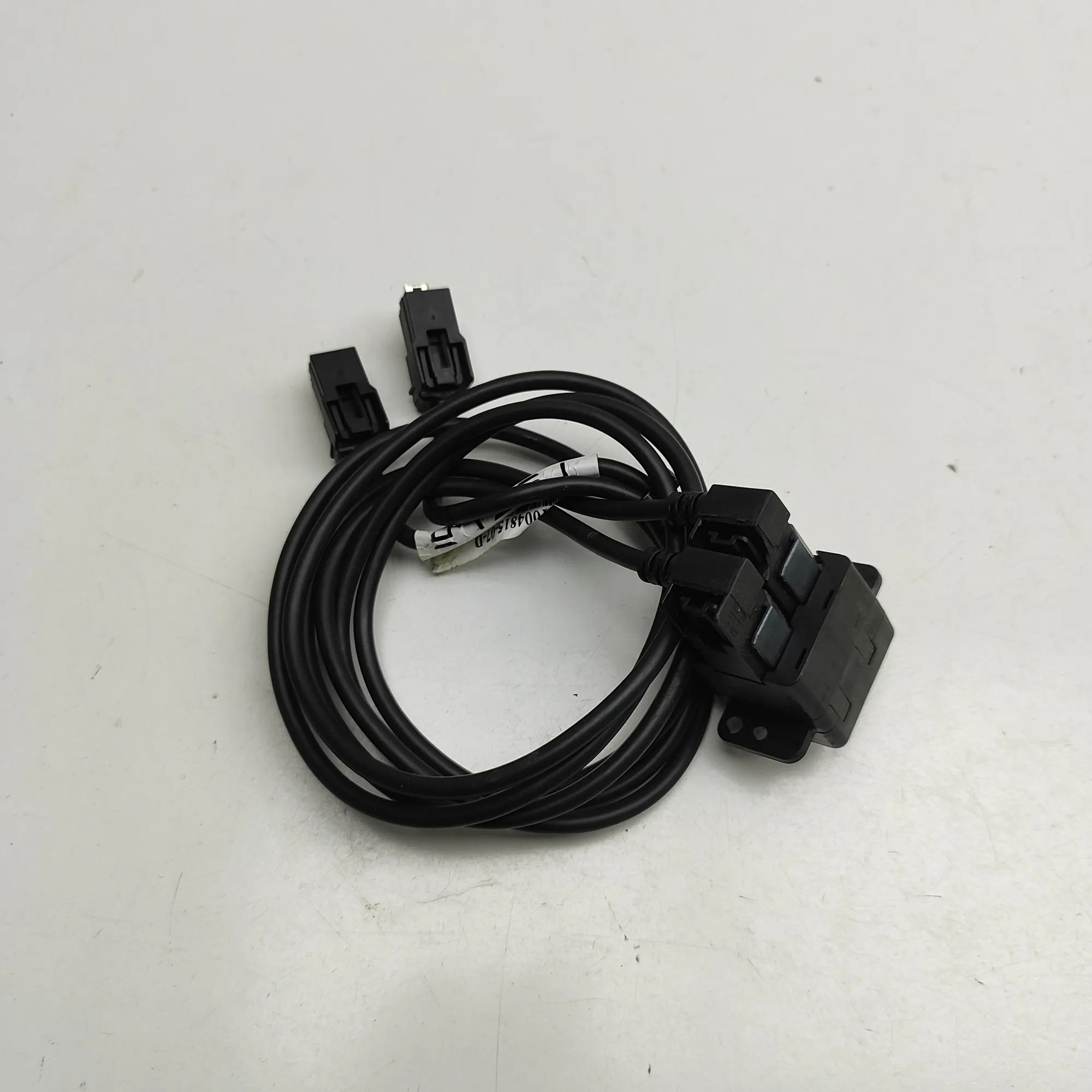 Tesla Model S USB