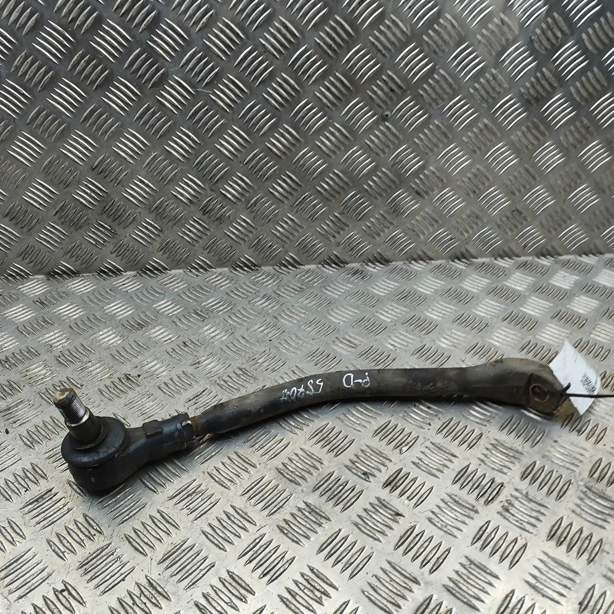 Iveco Daily Front Right Curved Control Arm Front Right Curved Control Arm — IVECO DAILY (V...