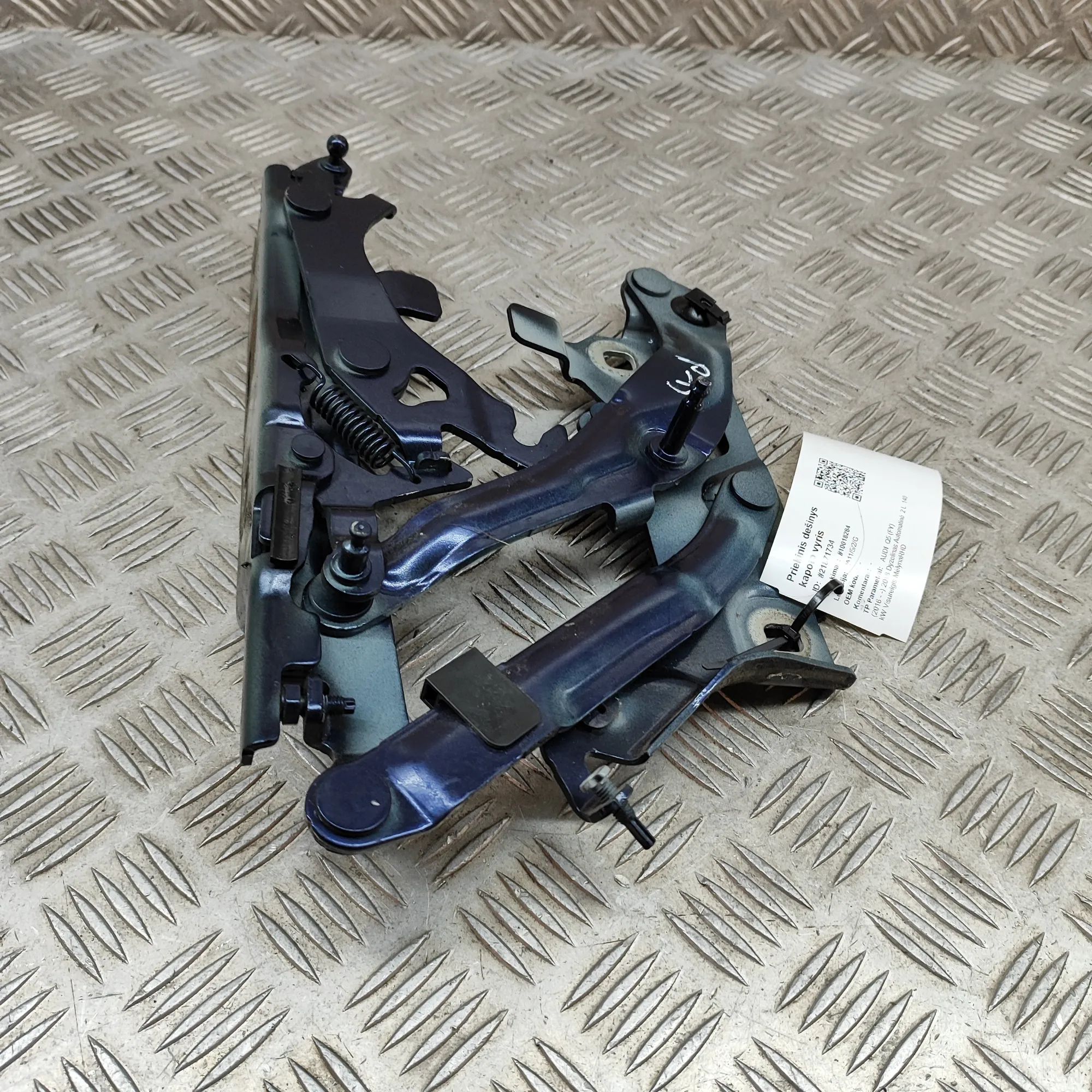 Audi Q5 (FY) Bonnet hinge — front right Bonnet hinge — front right — AUDI Q5 (FY) (2016...