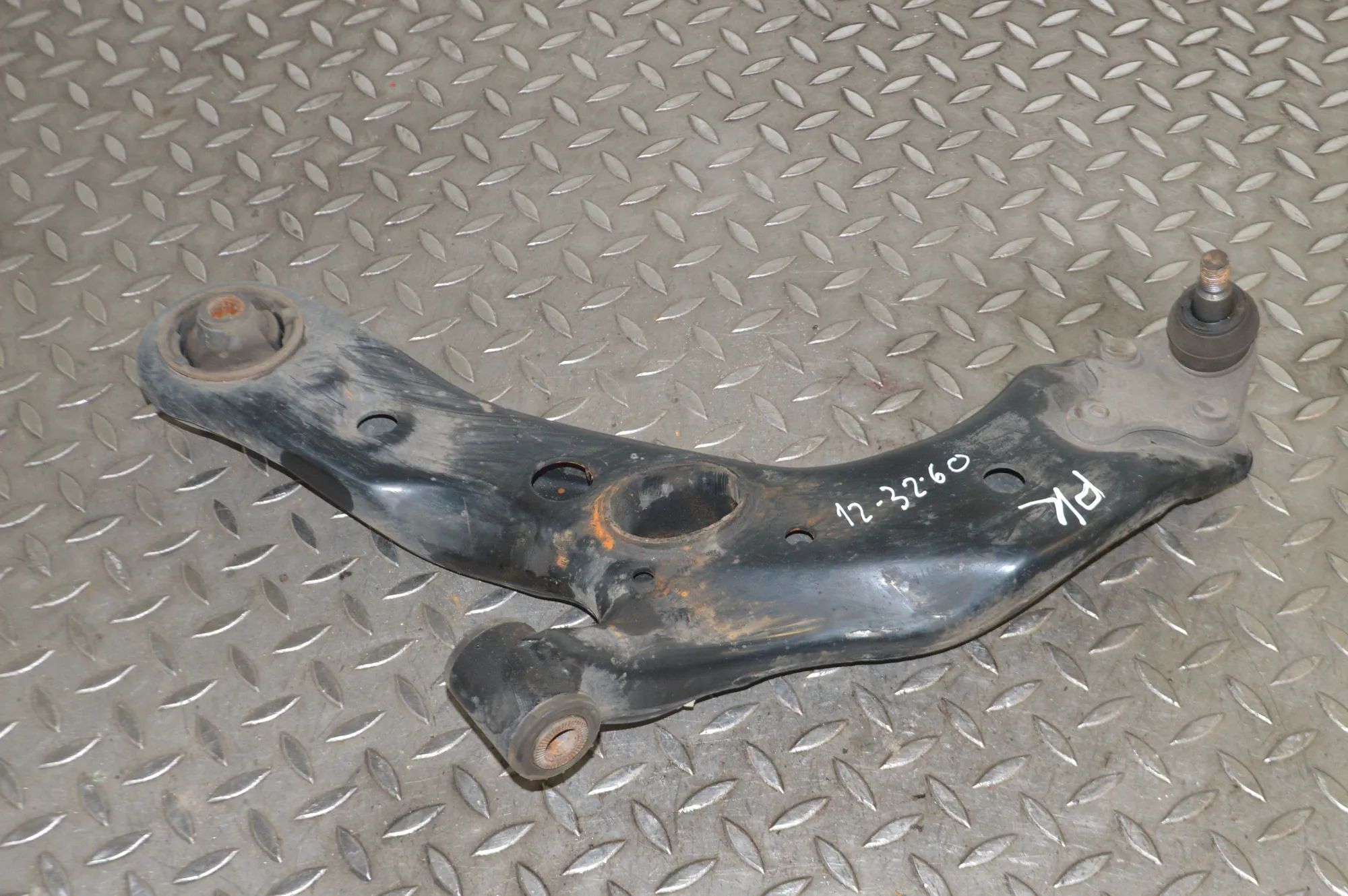 Lexus NX Front Left Lower Control Arm Front Left Lower Control Arm — LEXUS NX (_Z1_) ...
