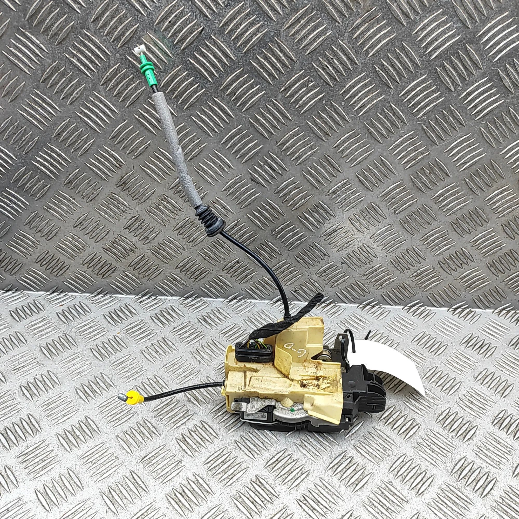 Volvo V60 Door lock — rear right Door lock — rear right — VOLVO V60 (II 225, 227...