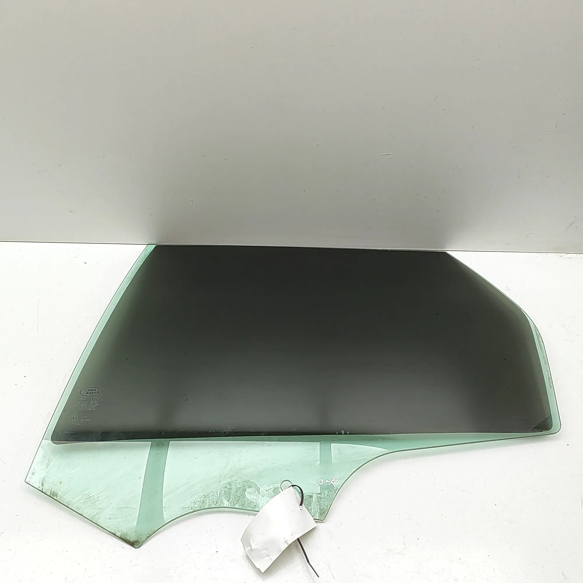 Land Rover Discovery Sport Rear Left Door Window Rear Left Door Window — LAND ROVER DISCOVERY SP...