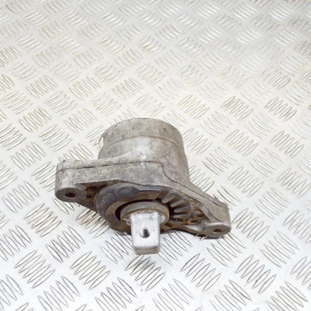 Maserati Quattroporte Right Side Engine Mount Right Side Engine Mount — MASERATI QUATTROPORTE...