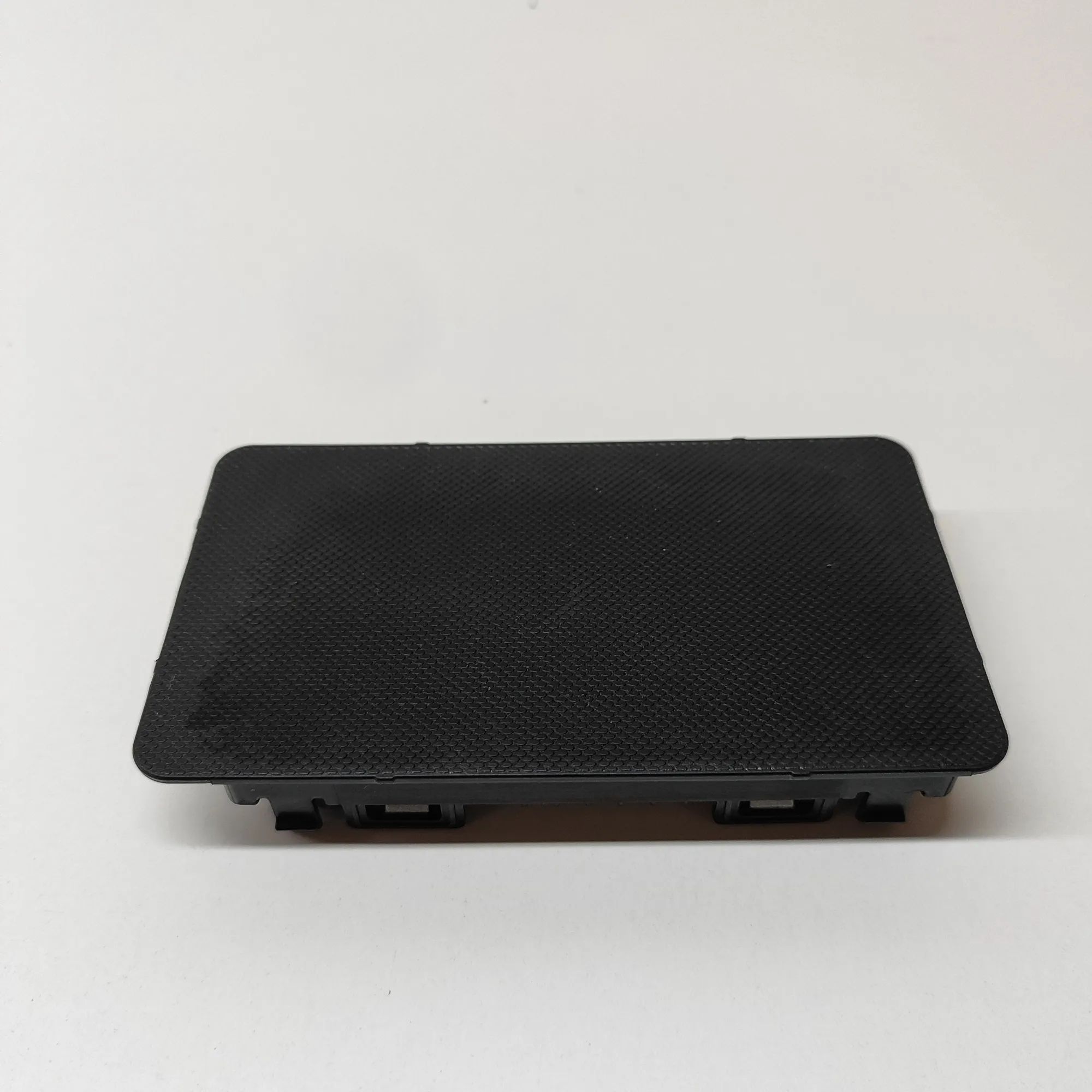 Hyundai Ioniq Wireless charging pad Wireless charging pad — HYUNDAI IONIQ (AE) (201...