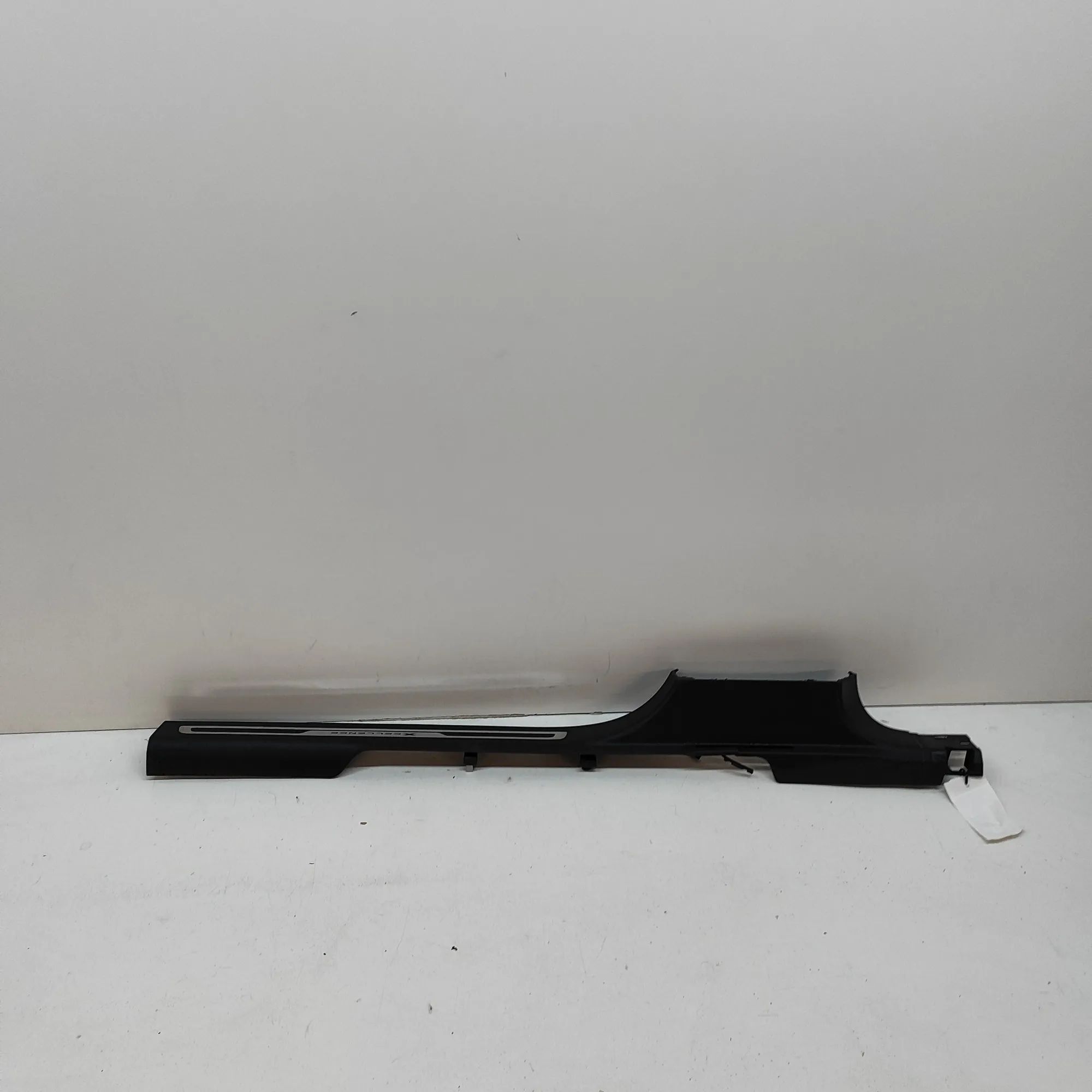 Seat Tarraco Interior sill trim — front right Interior sill trim — front right — SEAT TARRACO...