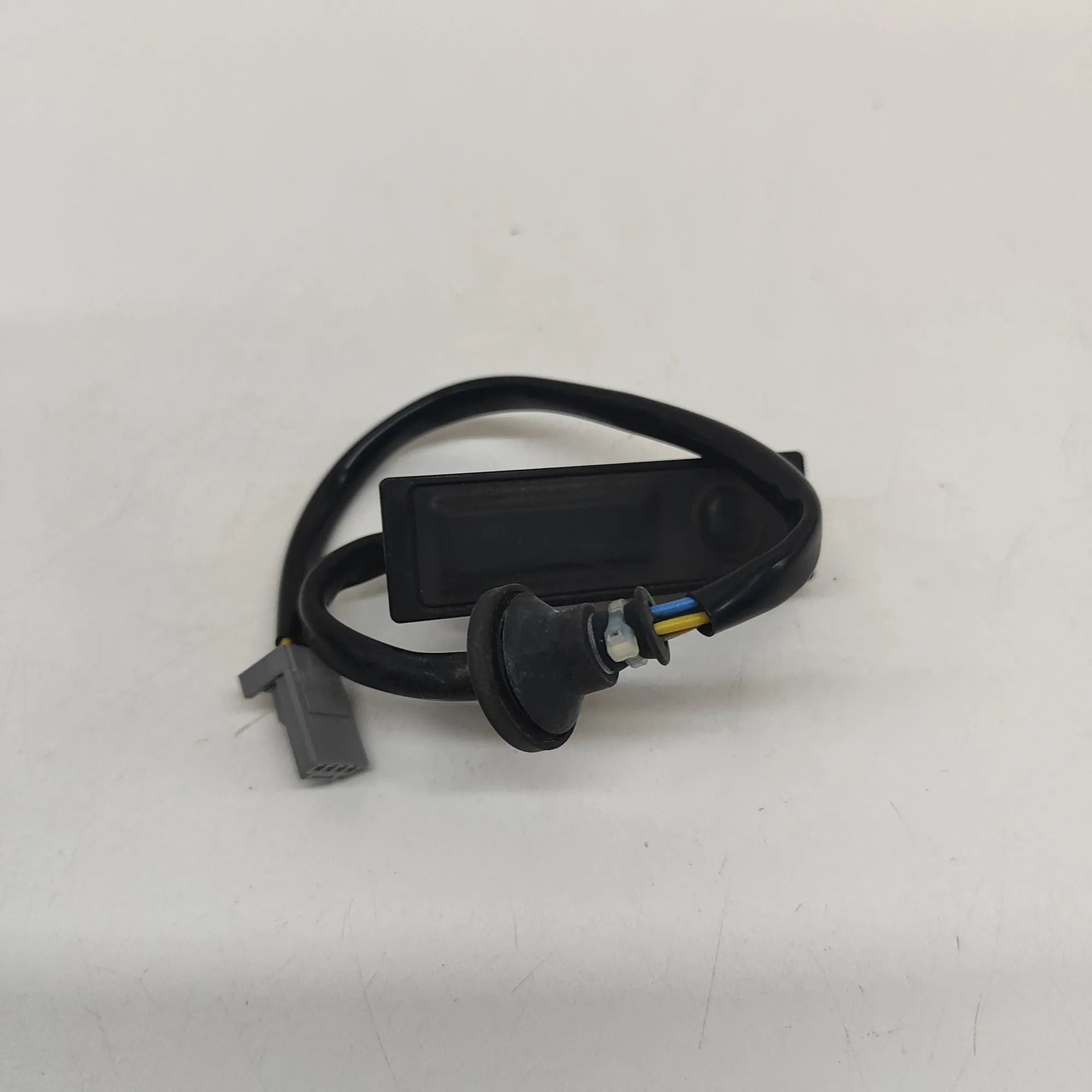 Nissan Leaf Tailgate Open Switch Tailgate Open Switch — NISSAN LEAF (ZE1) (2017-...