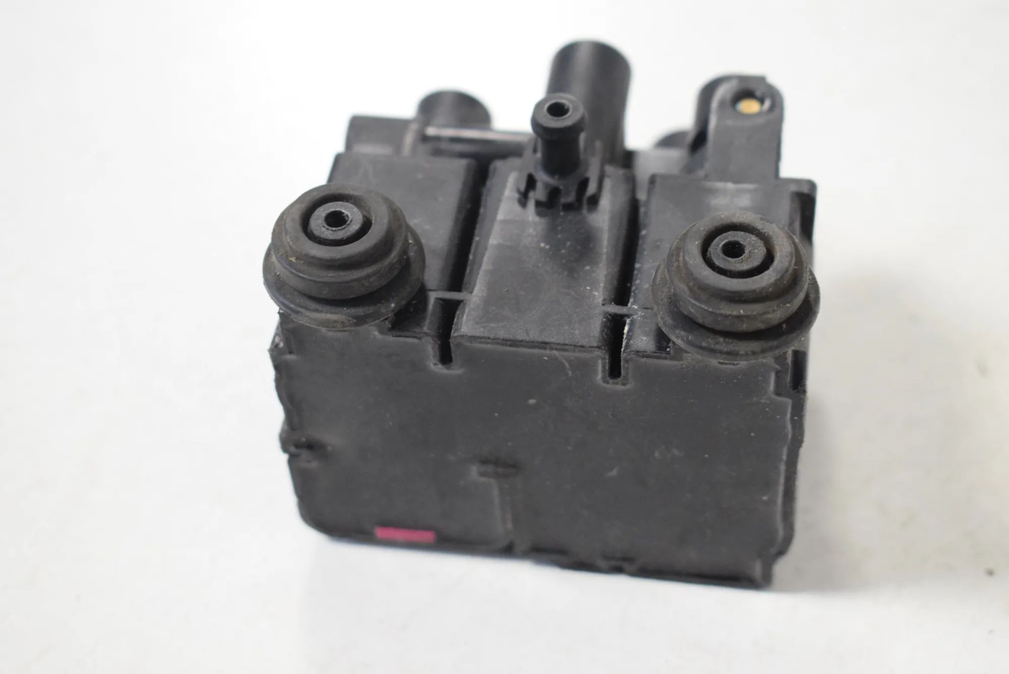Land Rover Range Rover Velar Air Suspension Control Unit Air Suspension Control Unit — LAND ROVER RANGE ...