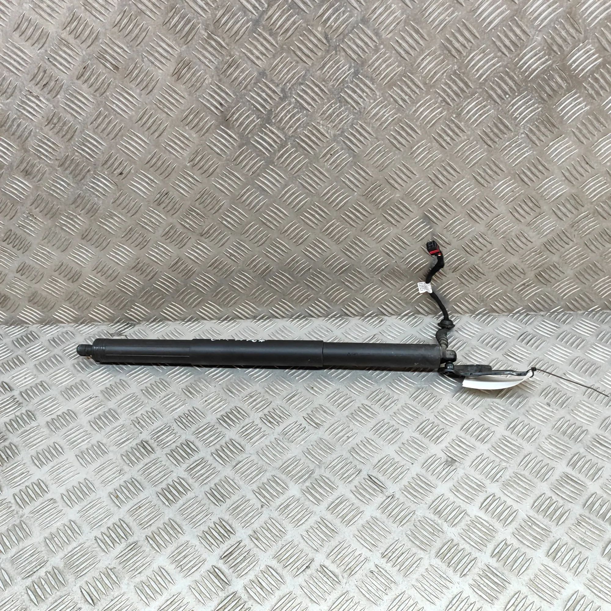 Audi Q5 (FY) Left Side Tailgate Gas Strut Left Side Tailgate Gas Strut — AUDI Q5 (FY) (20...