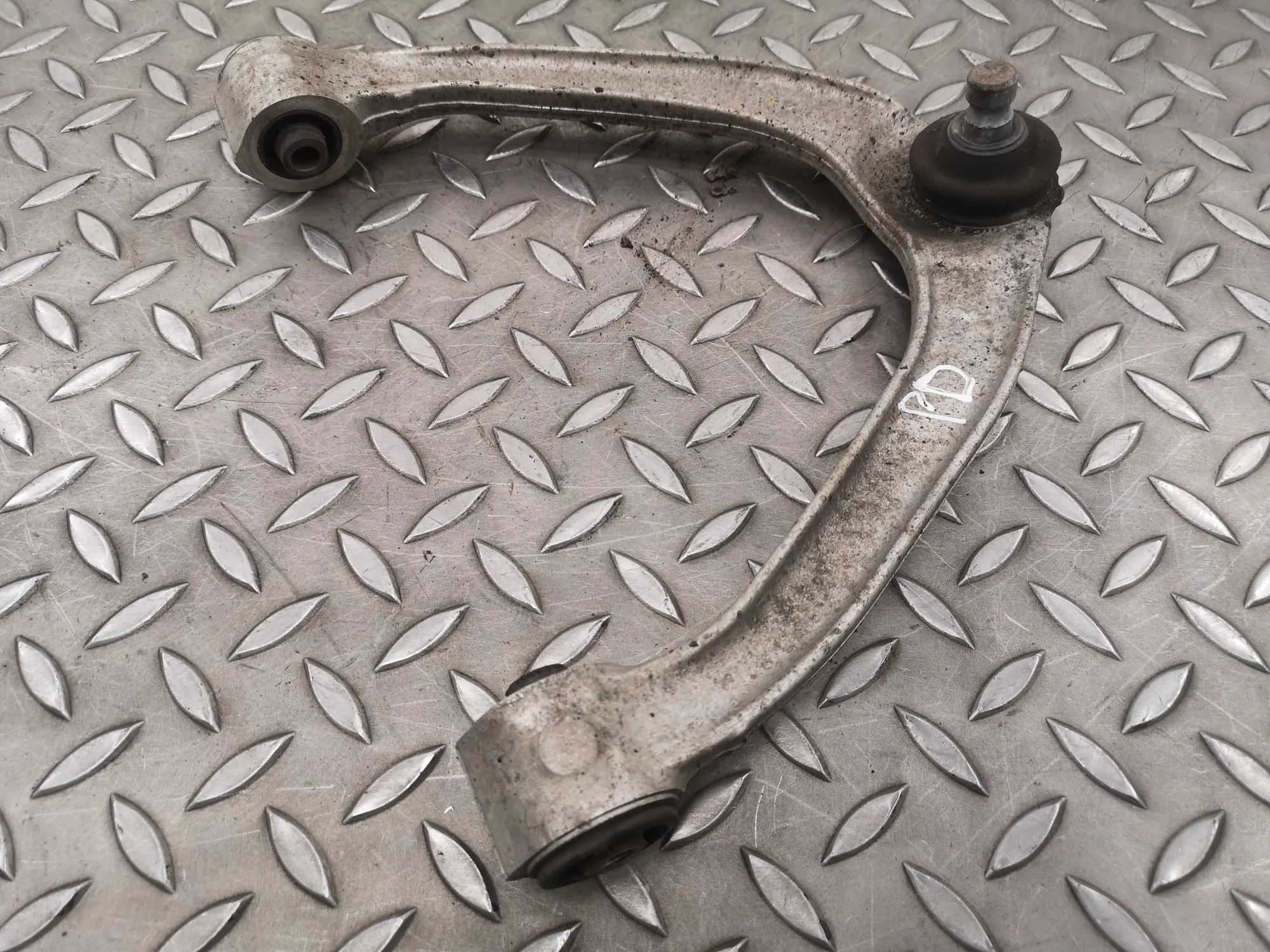 Infiniti Q50 Front Right Upper Control Arm Front Right Upper Control Arm — INFINITI Q50 (2...