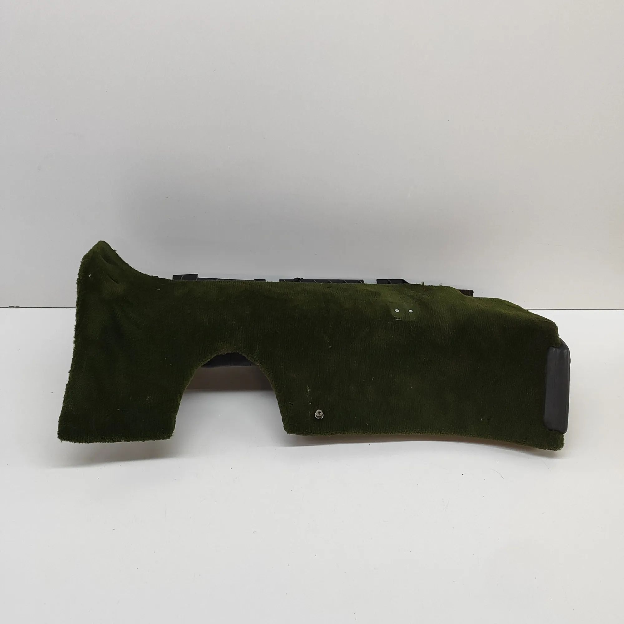 Mercedes-Benz 200 - 300 (W123) Lower dashboard trim Lower dashboard trim — MERCEDES BENZ S-CLASS (W...