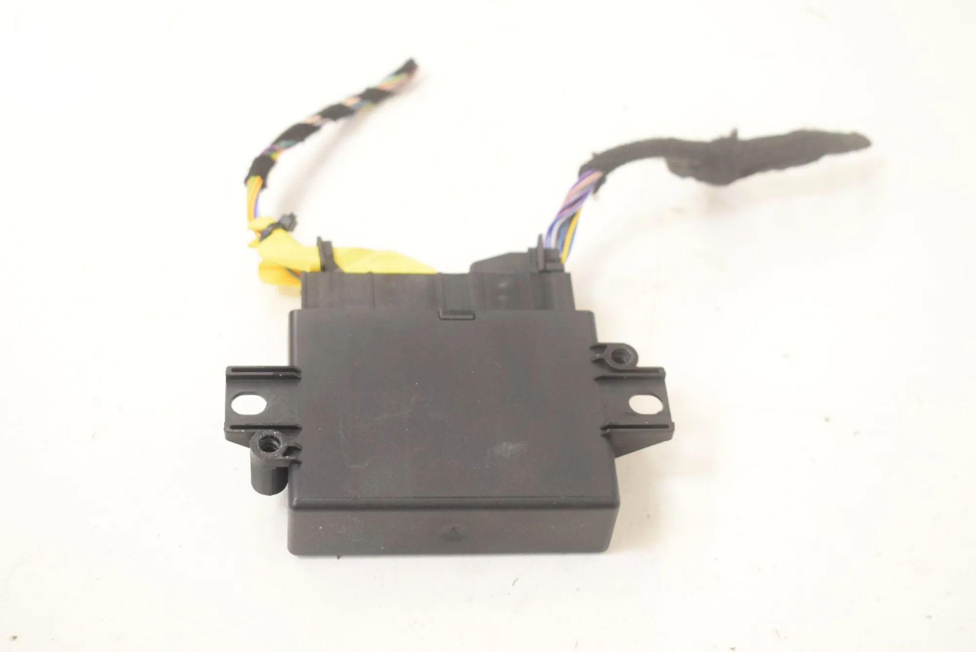 Land Rover Range Rover Evoque PDC Parking Sensor Control Unit PDC Parking Sensor Control Unit — LAND ROVER RA...